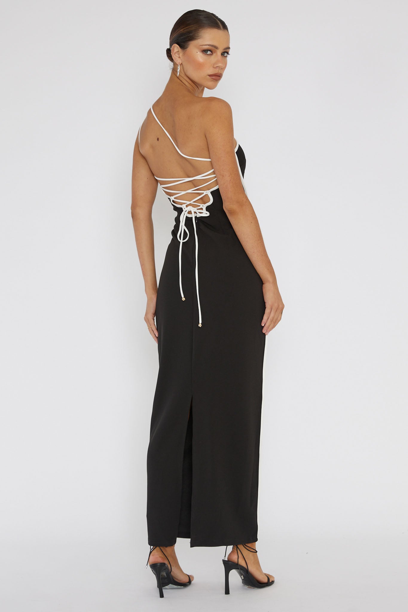 Brandee One-Shoulder Laced Back Dress Black-Maymioy