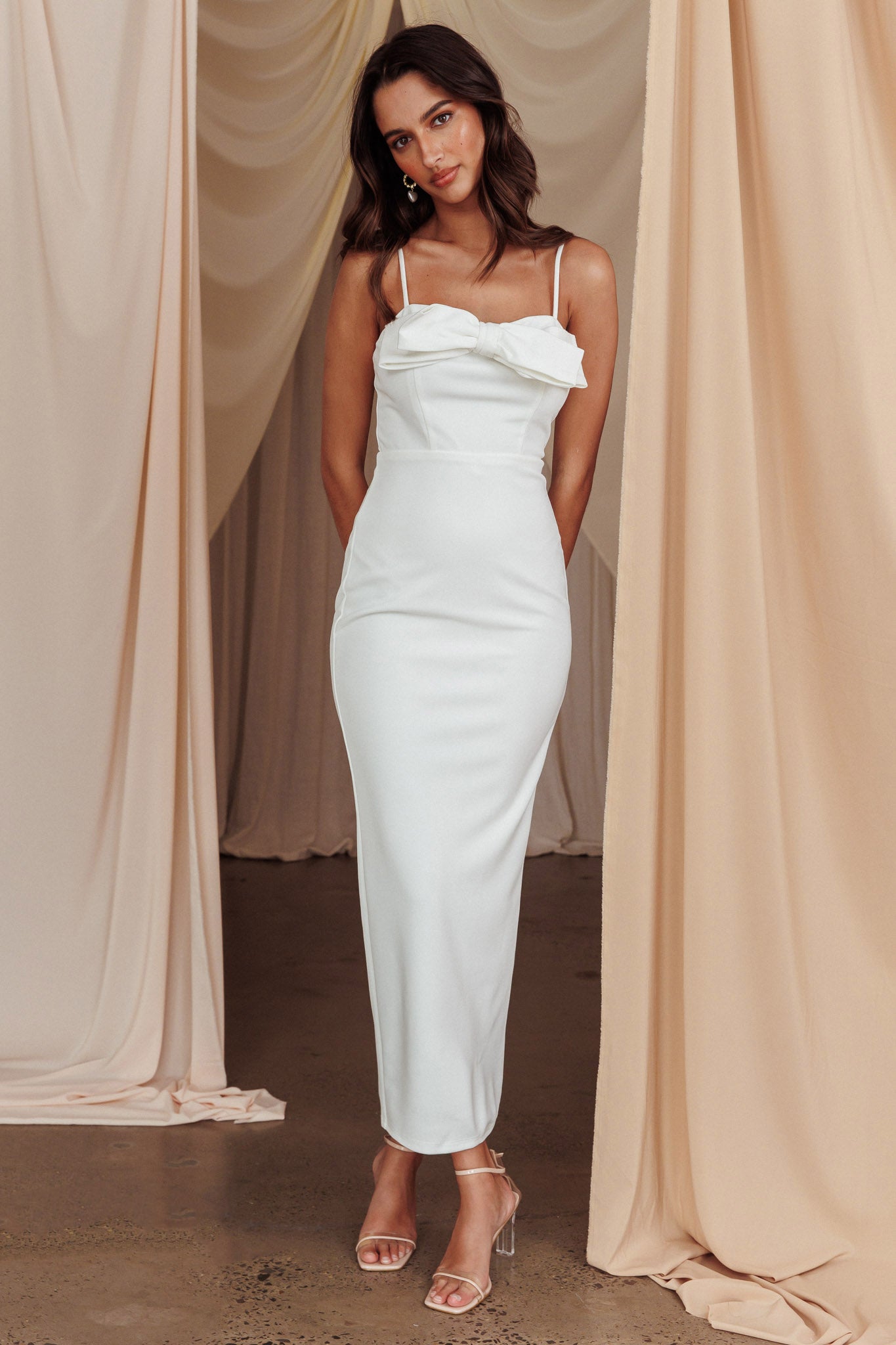 This Magic Moment Bow Bust Midi Dress White-Maymioy