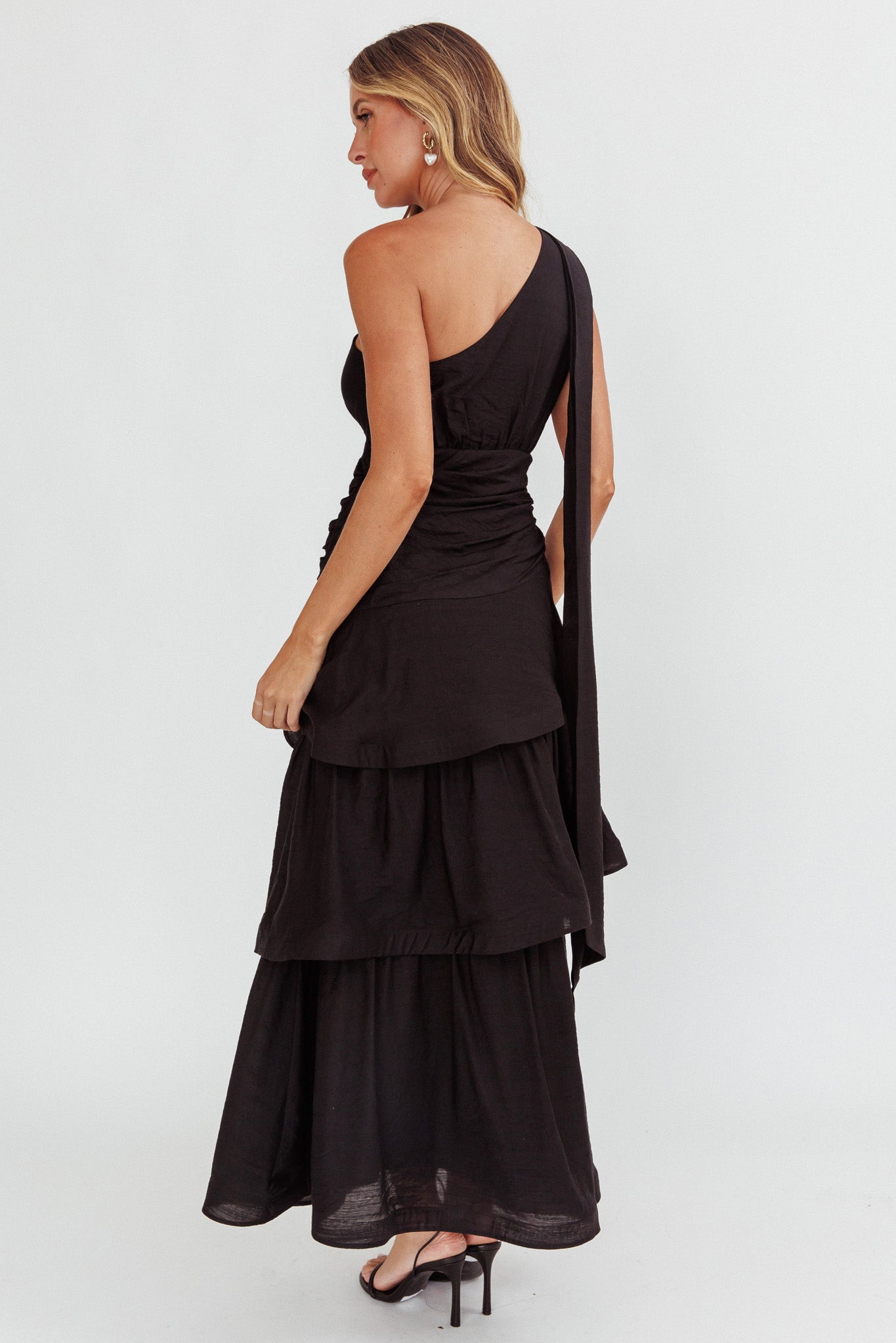 Kenny One Shoulder Tiered Maxi Dress Solid Black-Maymioy