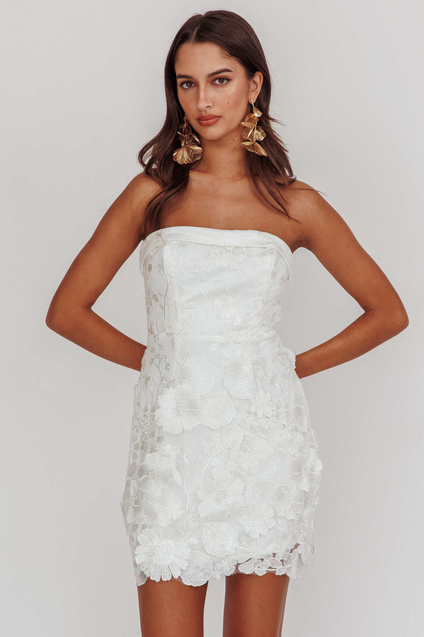 Flora Day Strapless Floral Embellished Mini Dress White-Maymioy