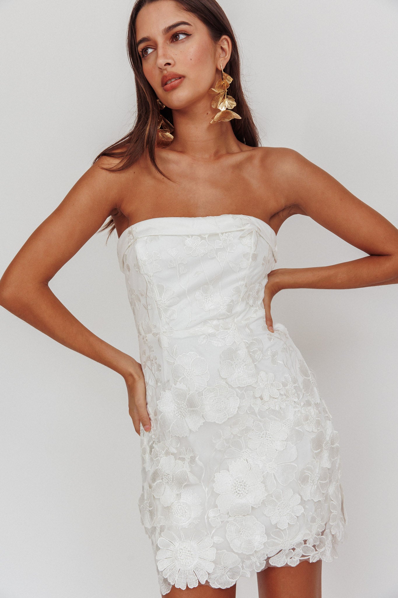 Flora Day Strapless Floral Embellished Mini Dress White-Maymioy