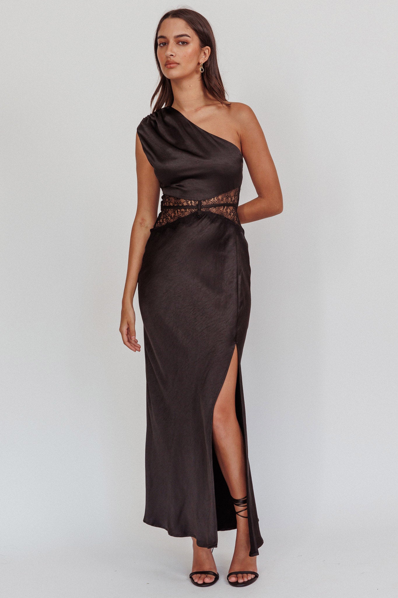 Tarly Lace Waist One-Shoulder Maxi Dress Black-Maymioy