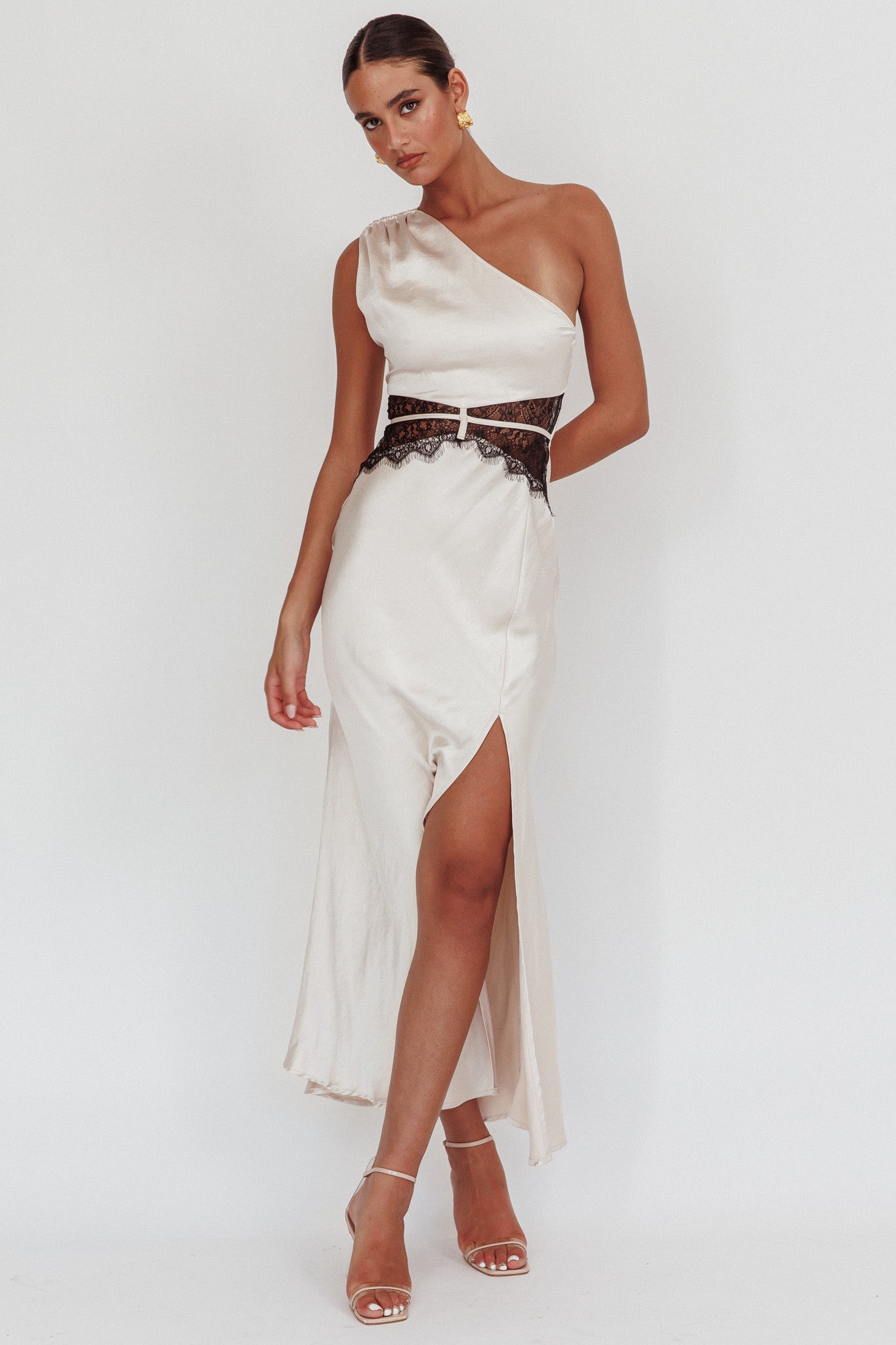 Tarly Lace Waist One-Shoulder Maxi Dress Champagne-Maymioy