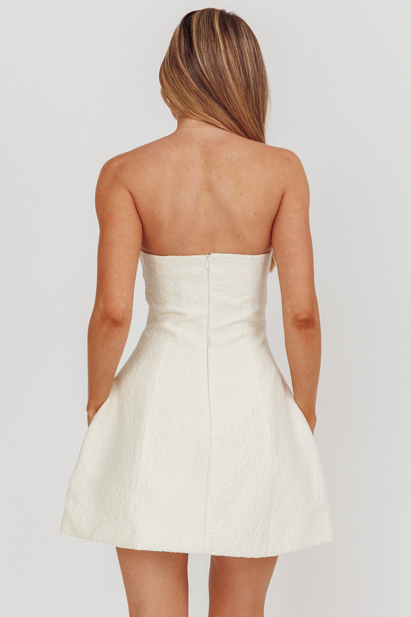 Melodic Strapless Mini Dress Cream-Maymioy