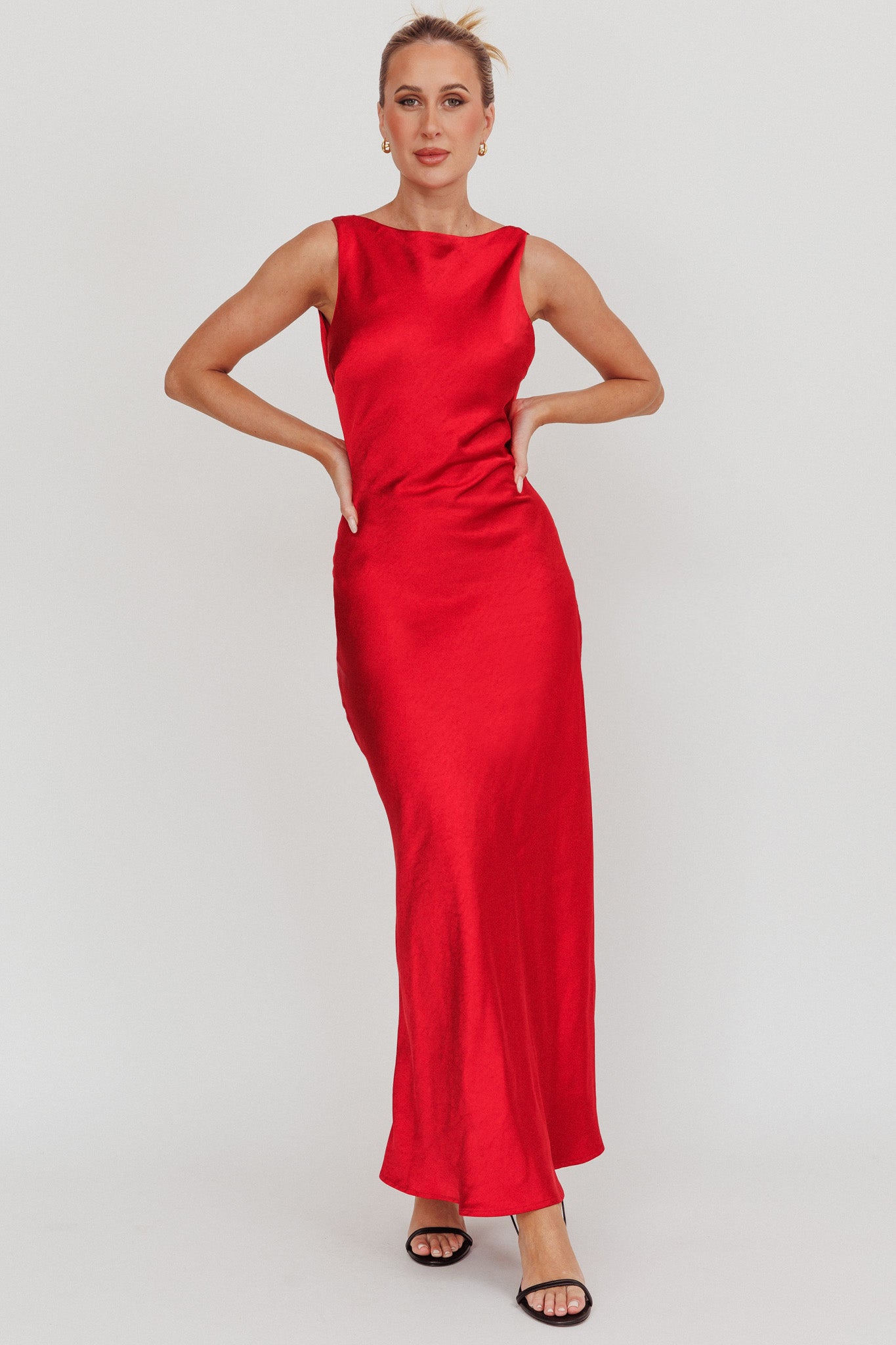 Carmine Satin Sleeveless Maxi Dress Wine-Maymioy
