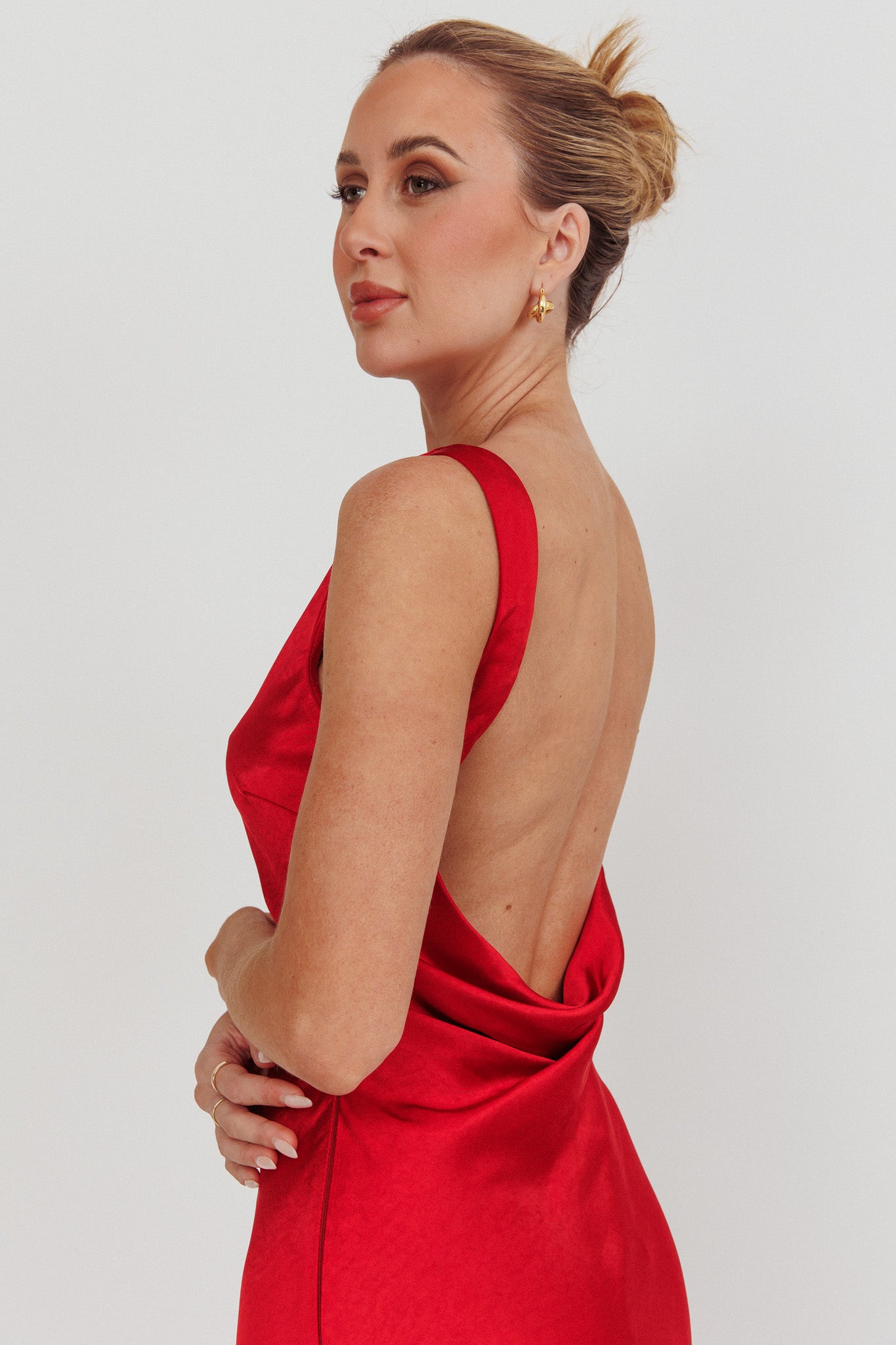 Carmine Satin Sleeveless Maxi Dress Wine-Maymioy