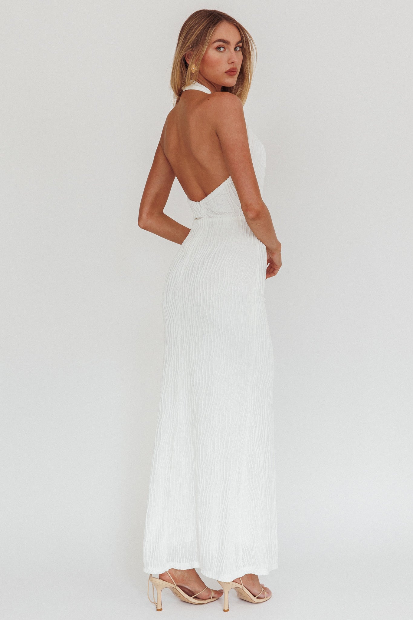 Lush Aura Crossover Halter Neck Maxi Dress White-Maymioy
