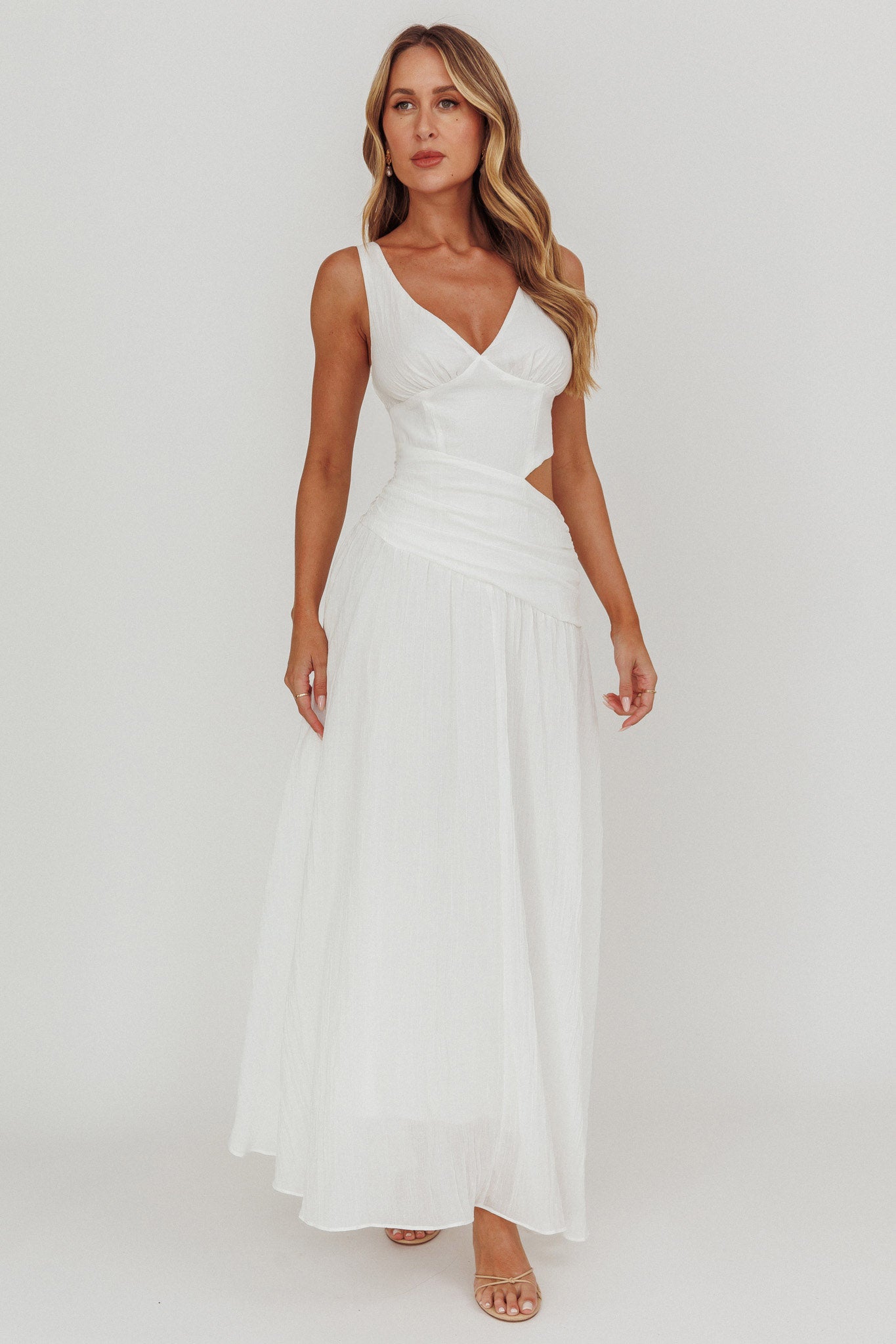 First Dates Waist Cut-Out Maxi Dress White-Maymioy