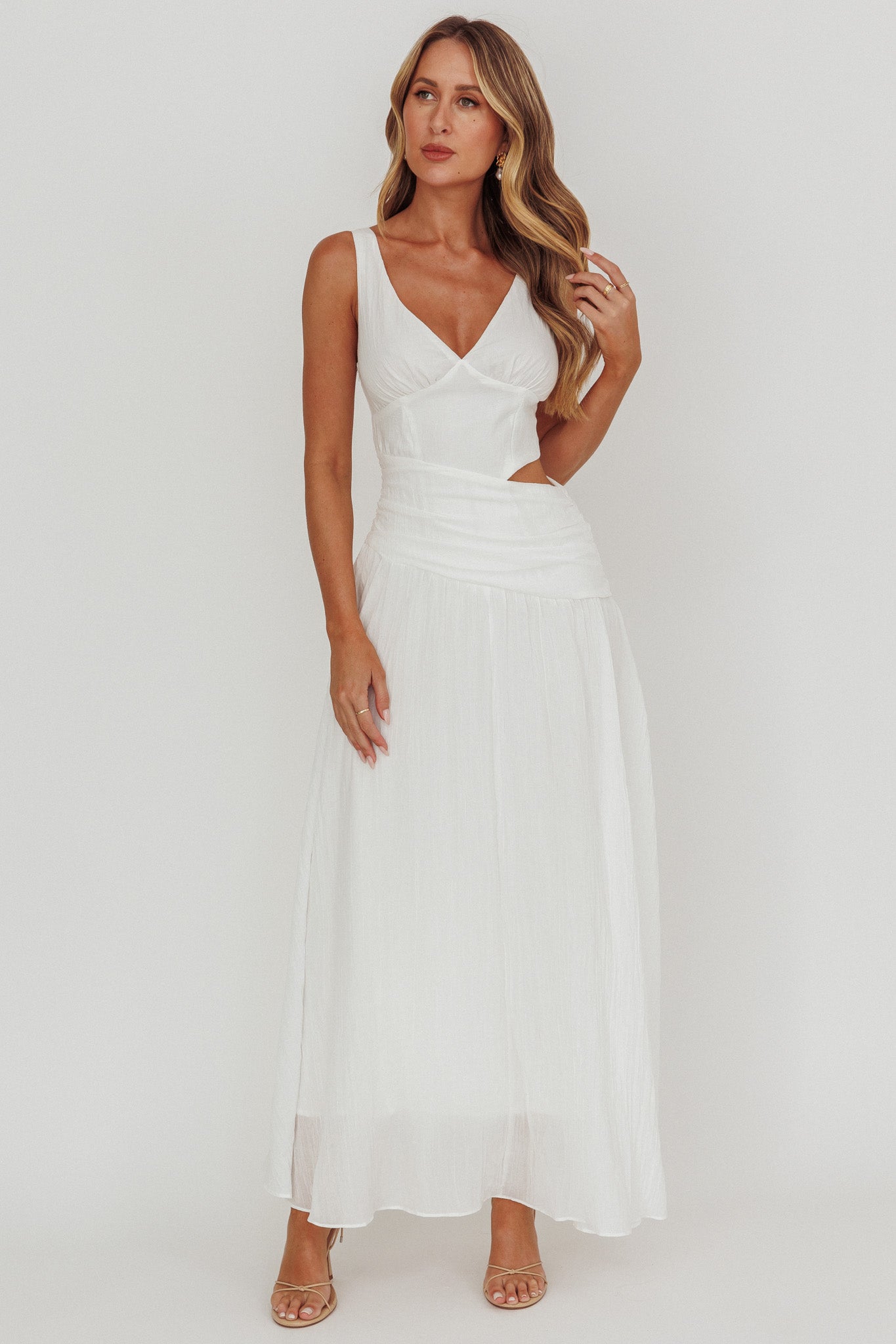 First Dates Waist Cut-Out Maxi Dress White-Maymioy