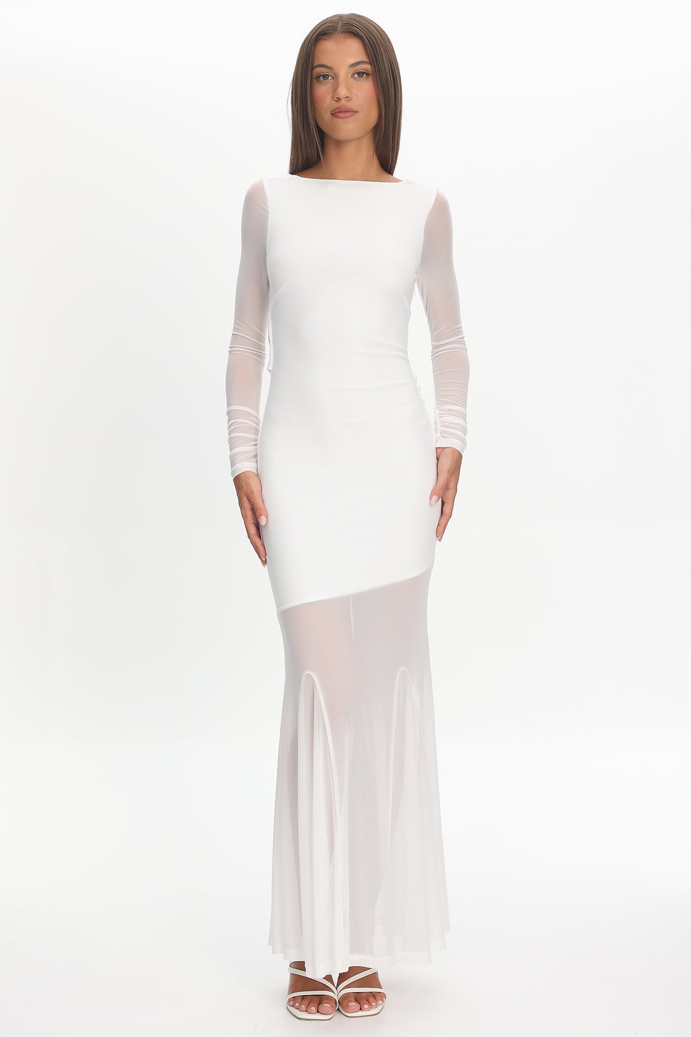 Lustre Long Sleeve Open Back Maxi Dress White-Maymioy