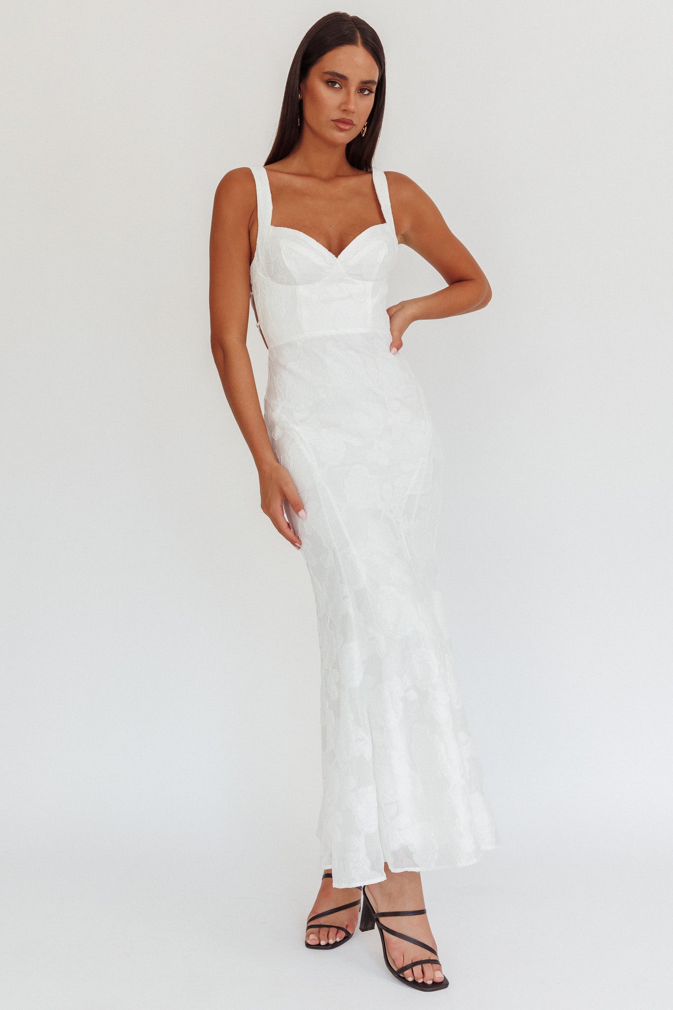 Autumn Moon Strappy Back Maxi Dress Textured White-Maymioy