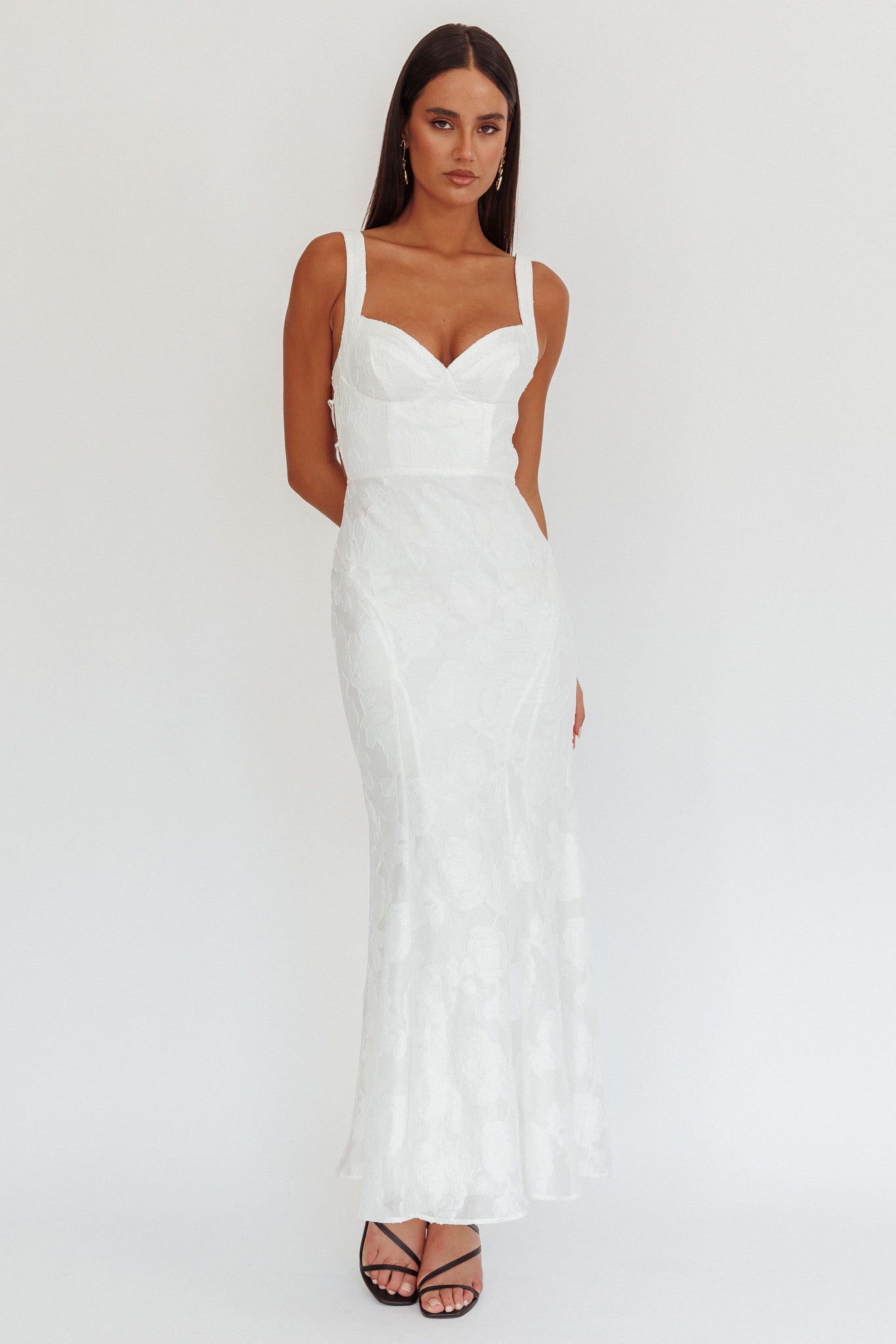 Autumn Moon Strappy Back Maxi Dress Textured White-Maymioy