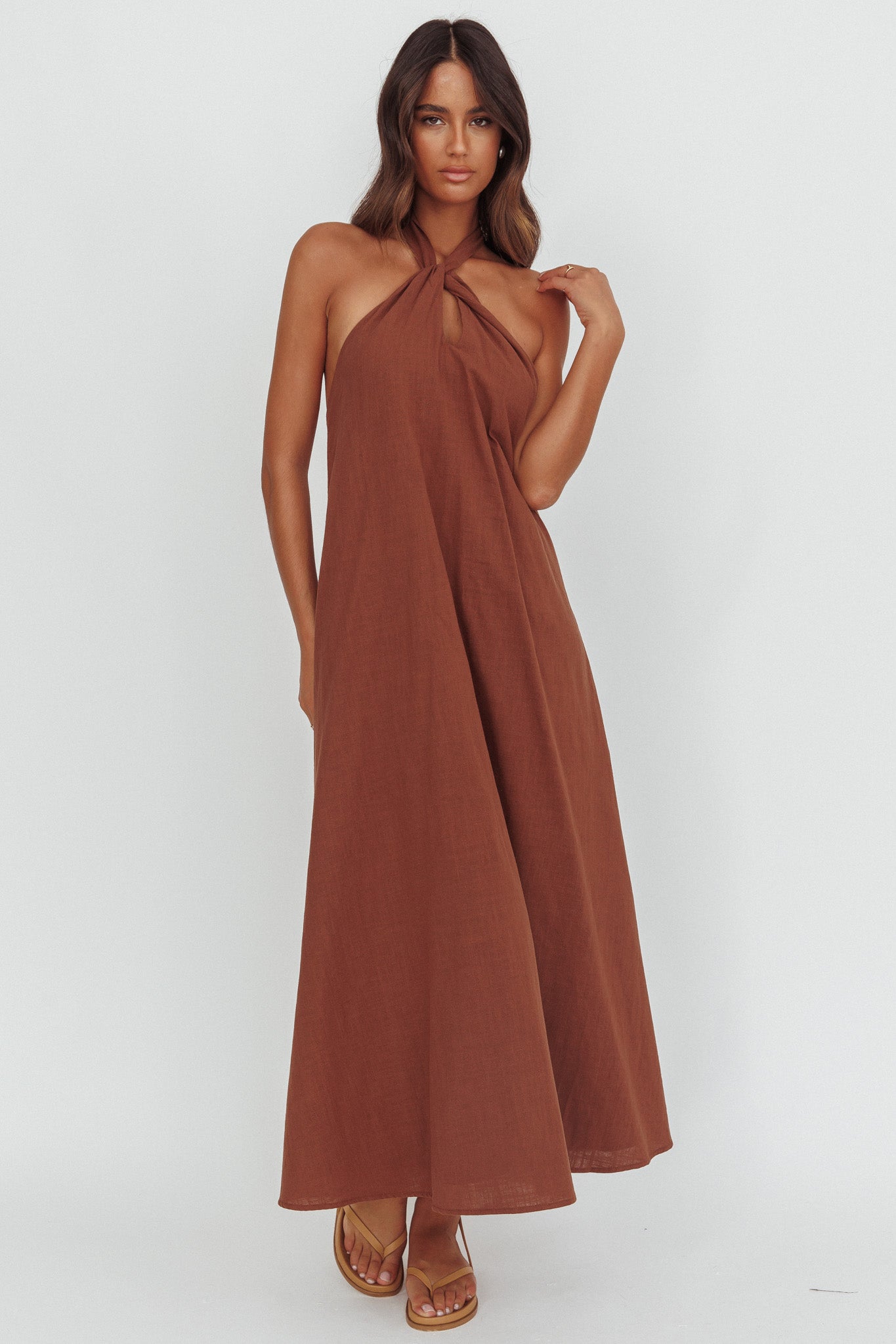 Cheer Twist Halterneck Maxi Dress Chocolate-Maymioy