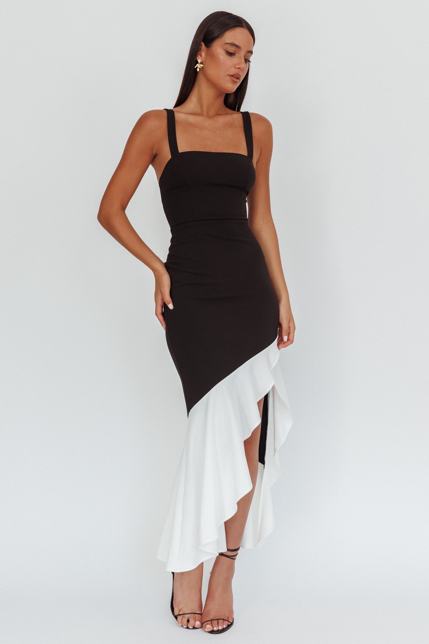 Delighted Asymmetric Hem Maxi Dress Contrast Black-Maymioy