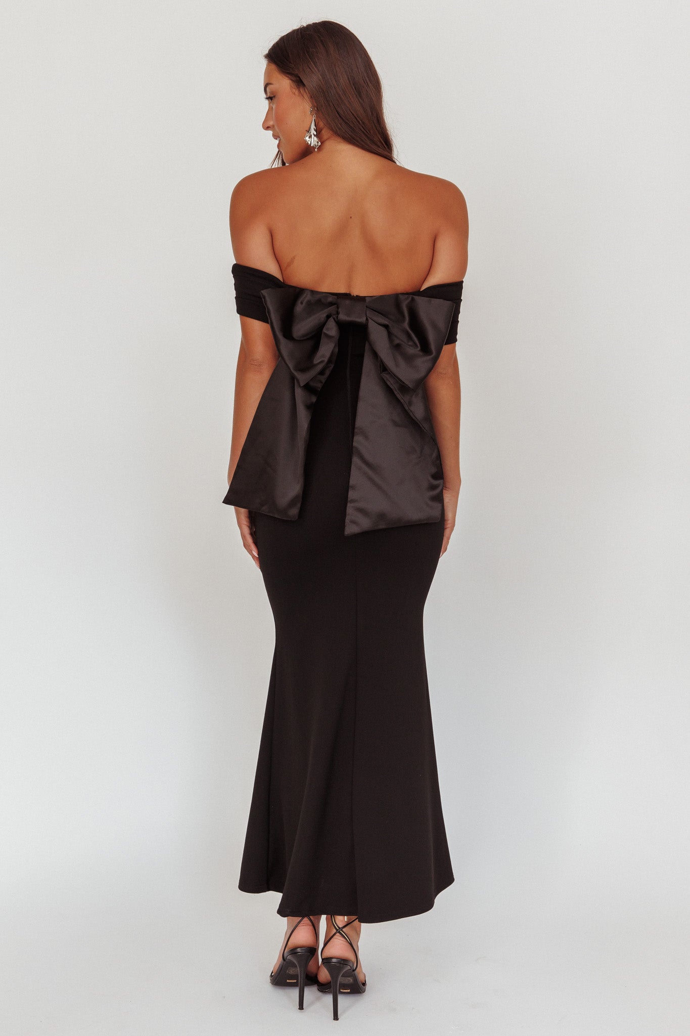 Dancing Queens Bow Back Maxi Dress Black-Maymioy