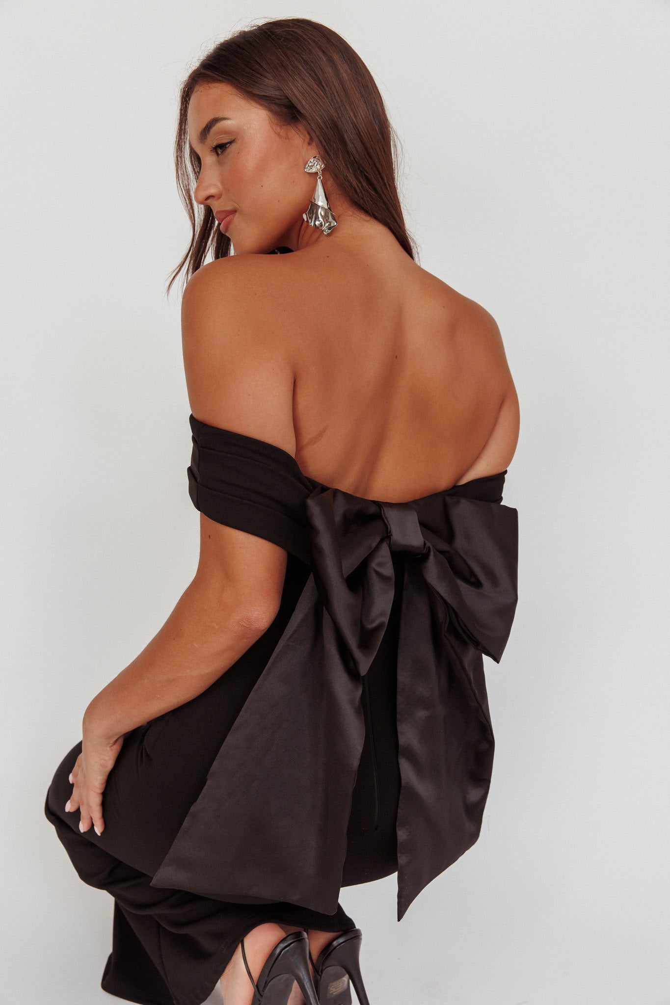 Dancing Queens Bow Back Maxi Dress Black-Maymioy