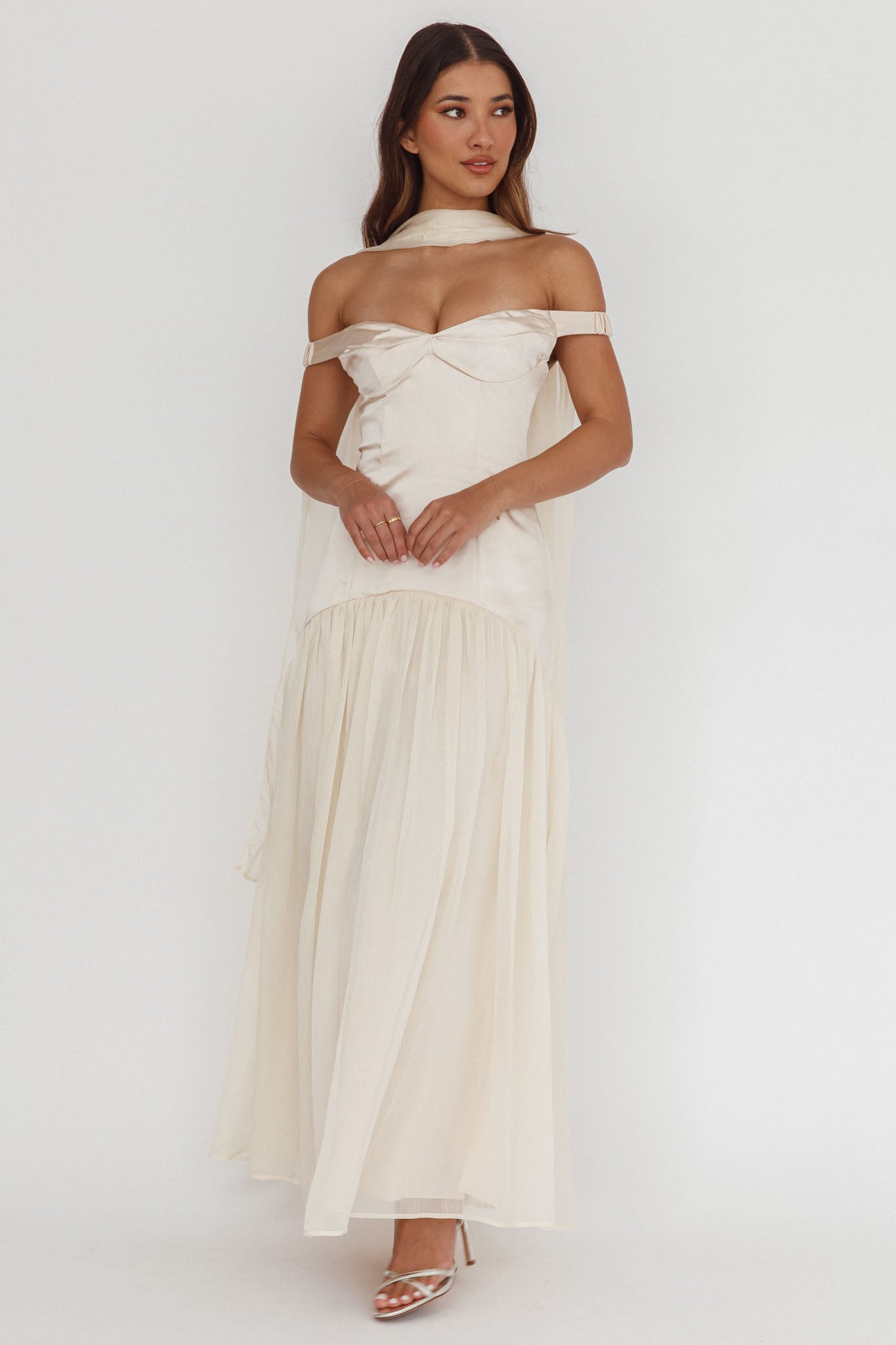 Kaycee Drop Waist Maxi Dress Champagne-Maymioy