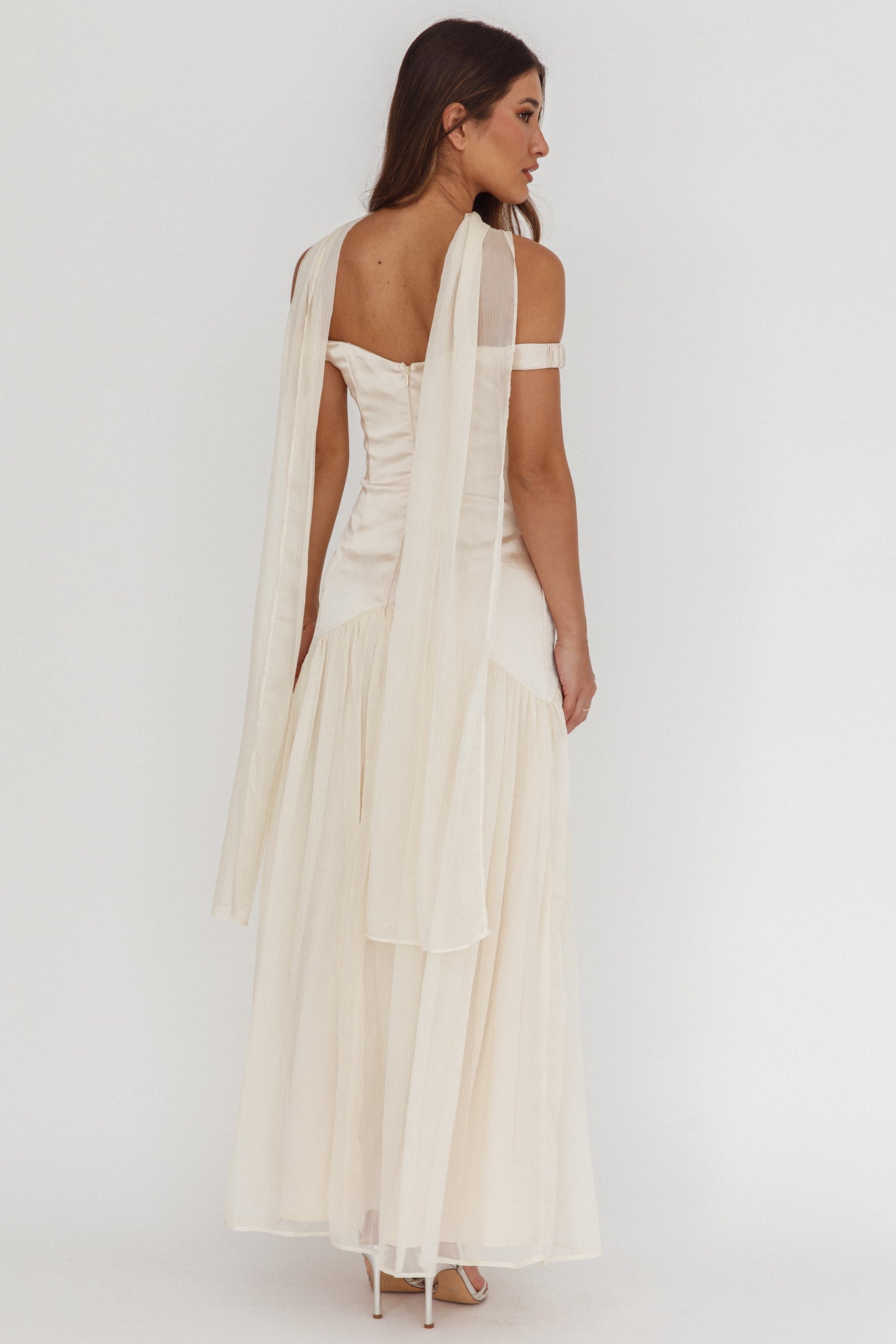 Kaycee Drop Waist Maxi Dress Champagne-Maymioy