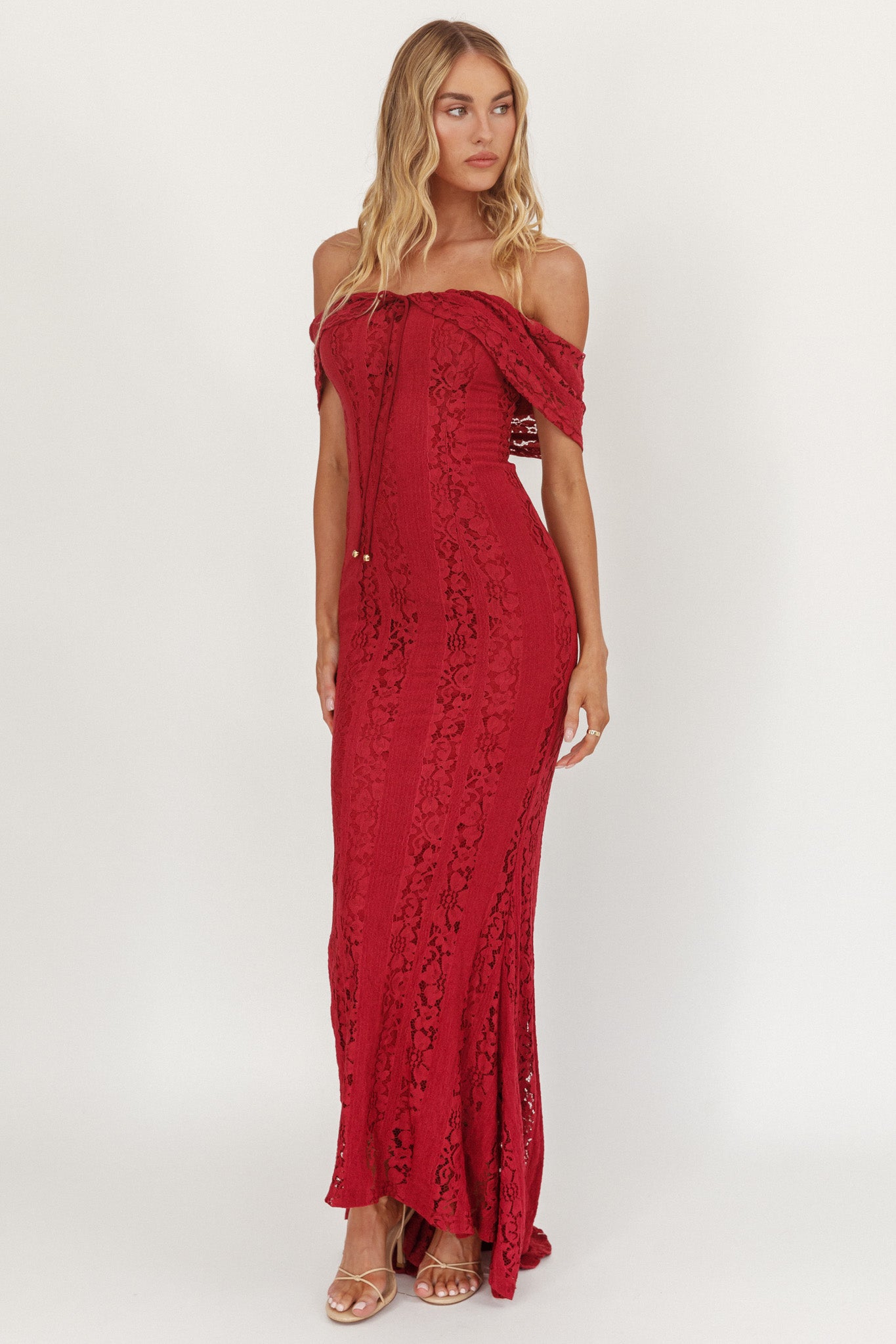 Enigma Off-Shoulder Maxi Dress Lace Wine-Maymioy