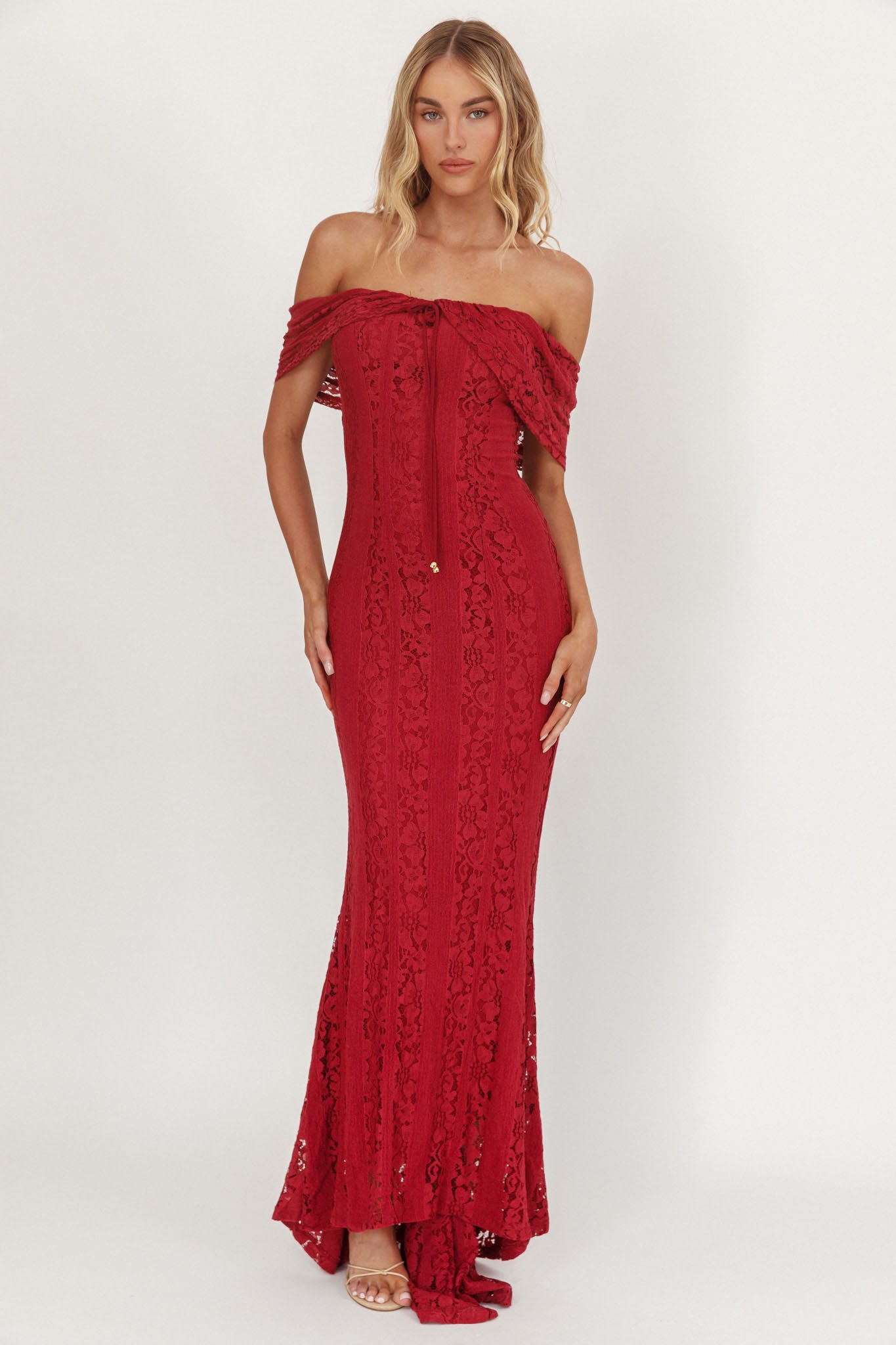 Enigma Off-Shoulder Maxi Dress Lace Wine-Maymioy