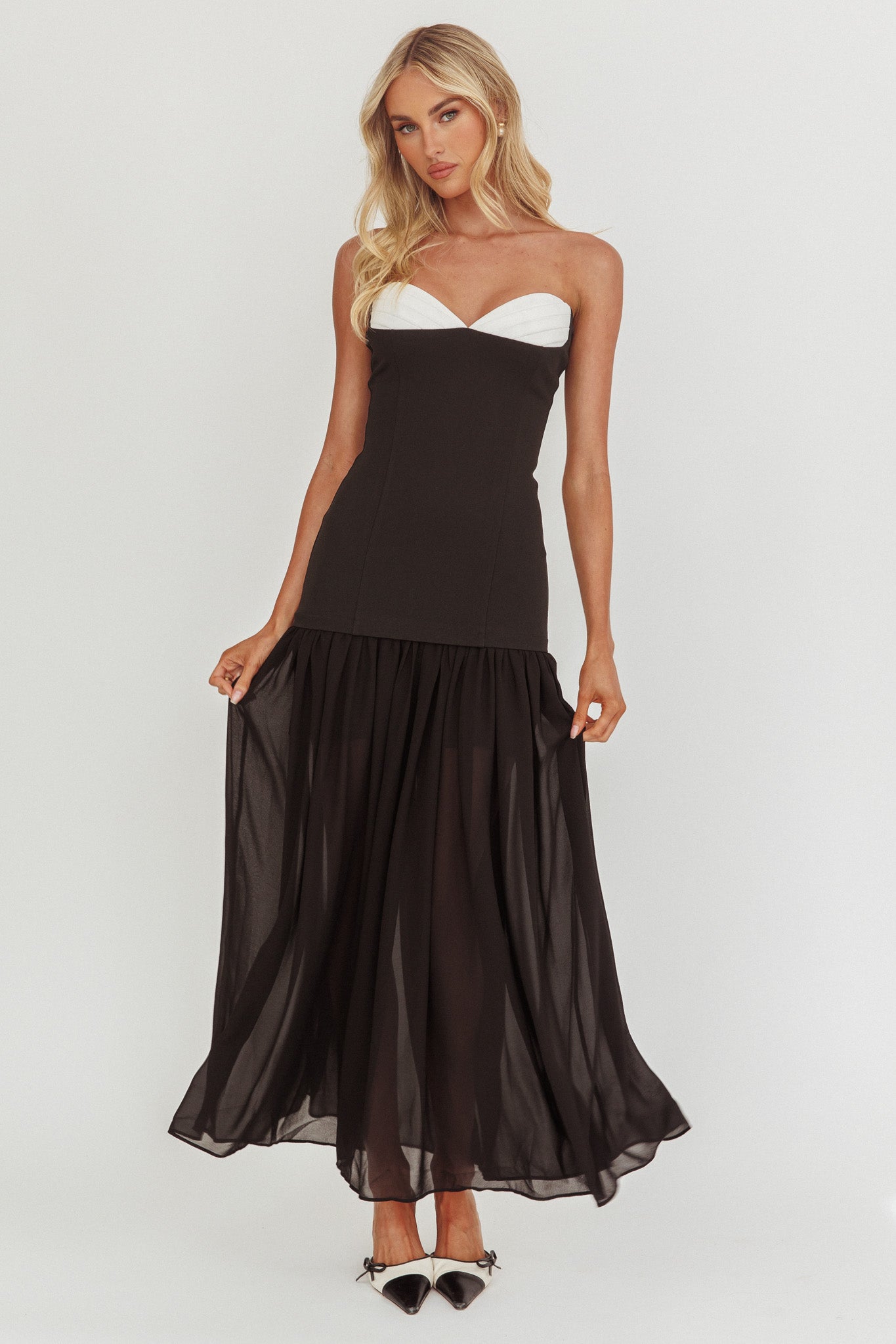 Unspoken Sweetheart Neckline Sheer Hem Maxi Dress Black-Maymioy