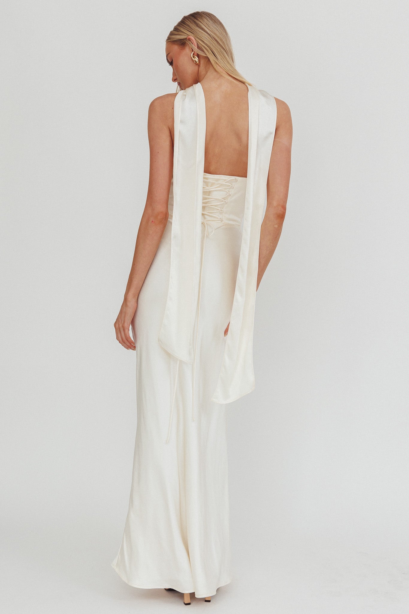 Navi Strapless Laced Back Maxi Dress Oyster-Maymioy