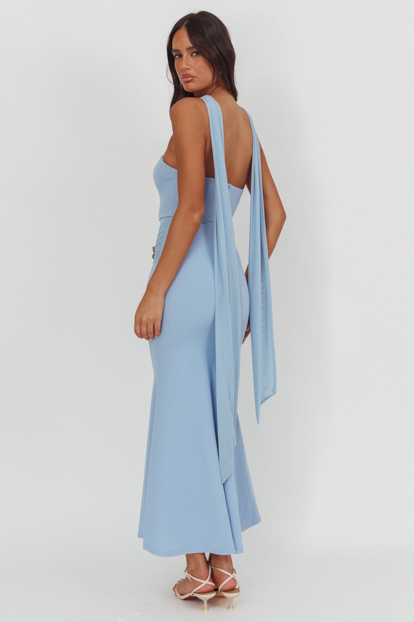 Jeramia Strapless Brooch Maxi Dress Blue-Maymioy