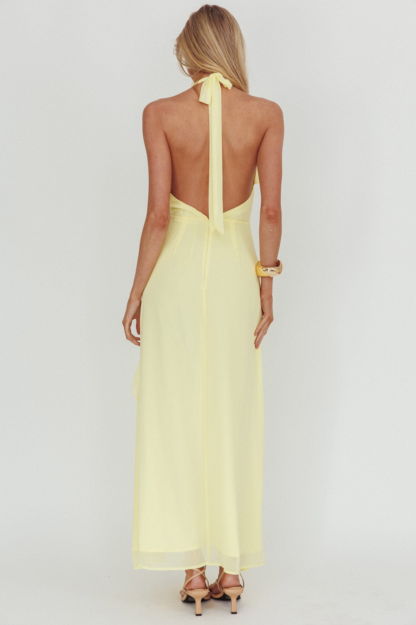 Enticing Halterneck Frill Maxi Dress Yellow-Maymioy