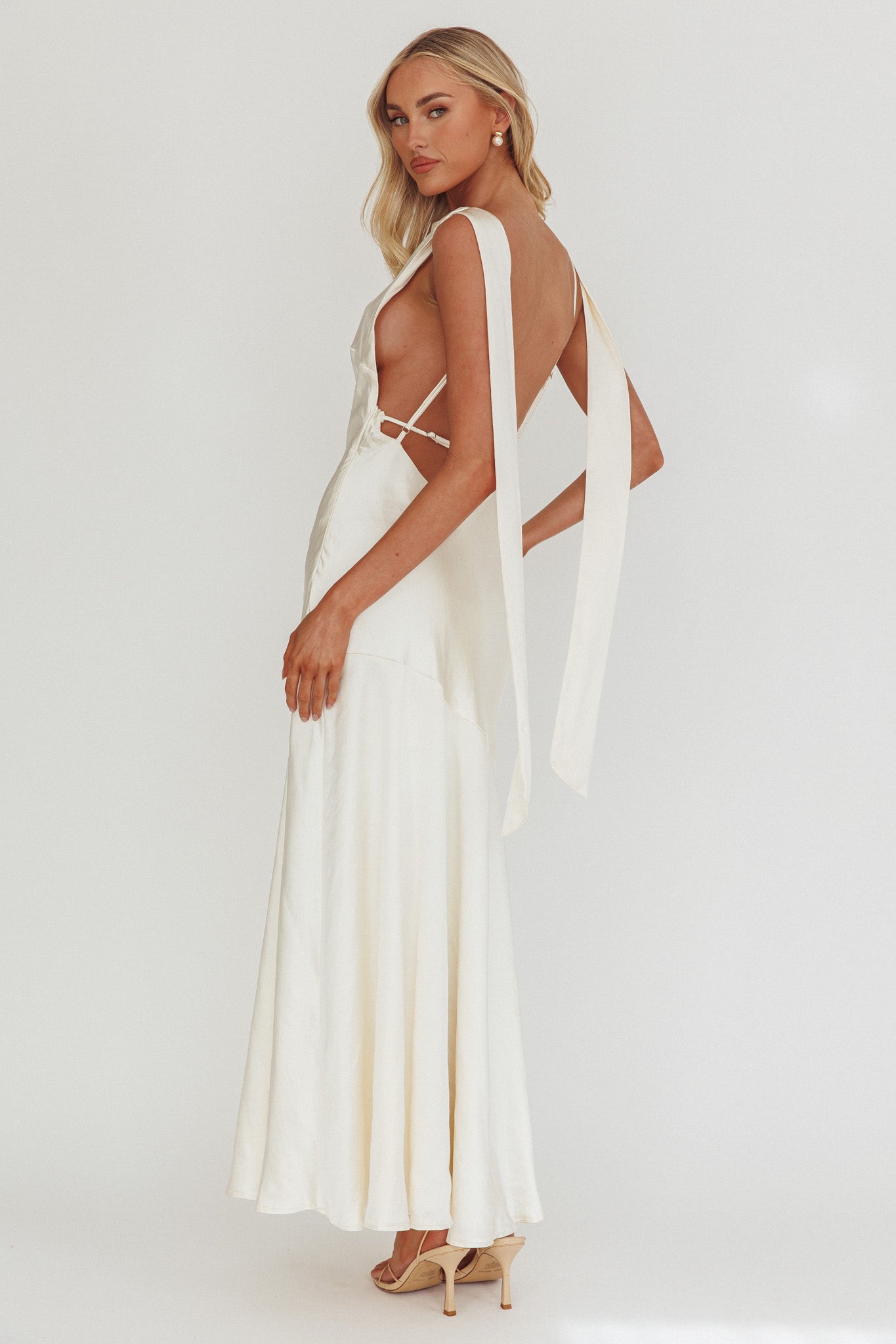 Second Glances Cowl Neck Backless Maxi Dress Cream-Maymioy