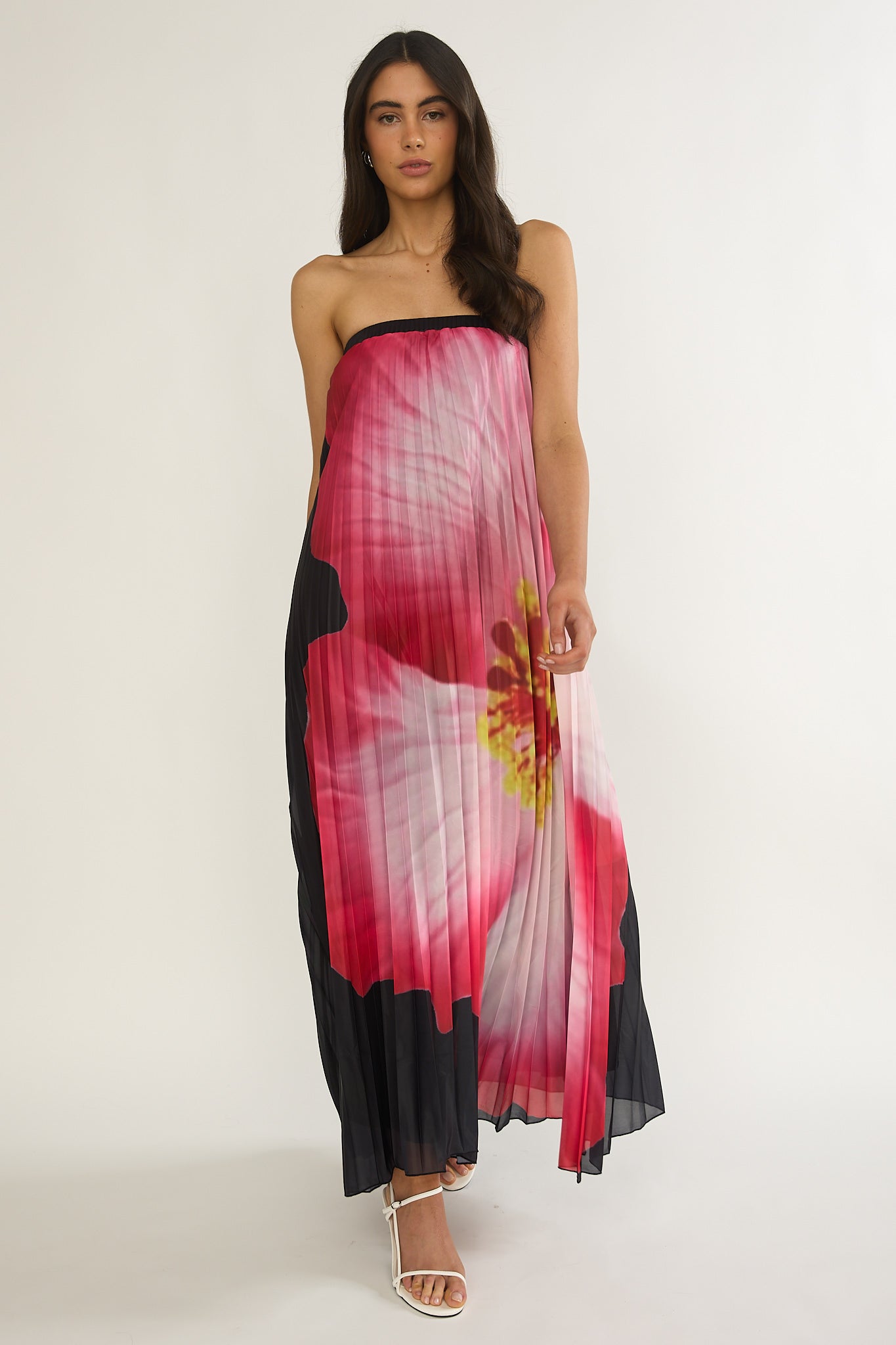 Lauriella Strapless Accordion Pleat Maxi Dress Hibiscus Black-Maymioy