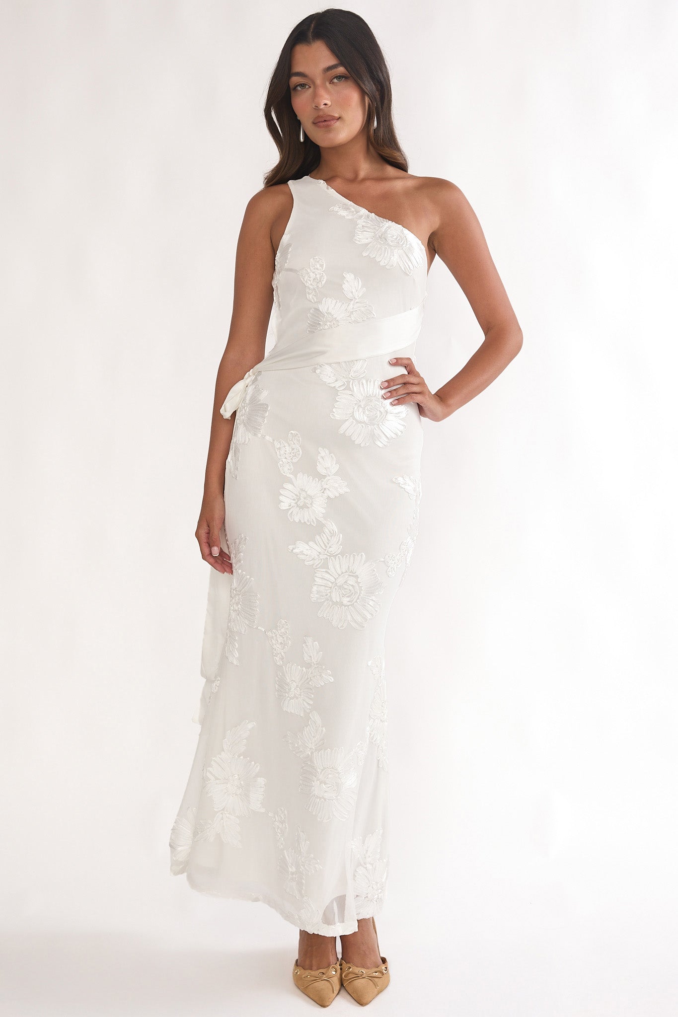 Kairi One-Shoulder Sash Maxi Dress White-Maymioy
