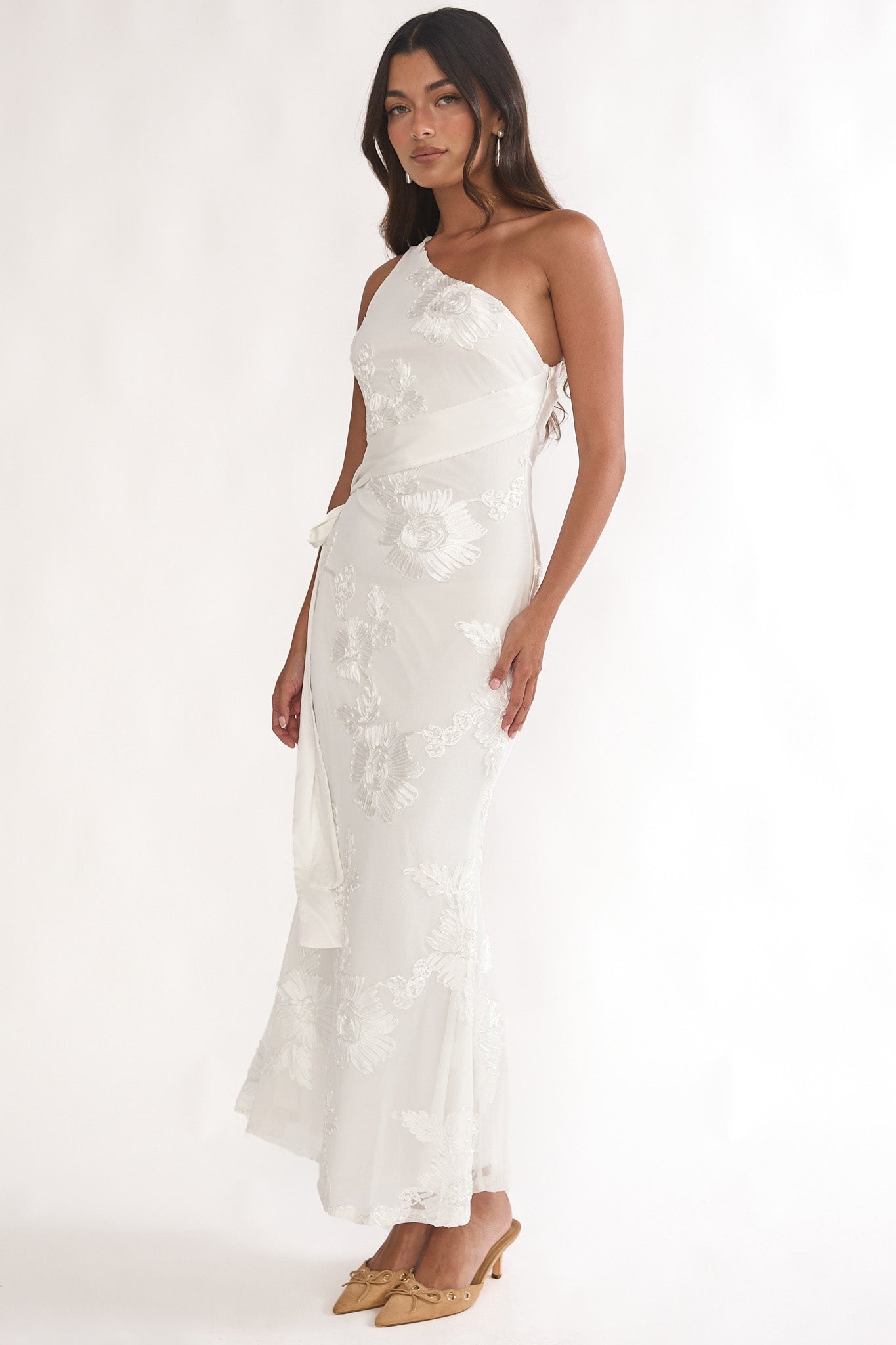 Kairi One-Shoulder Sash Maxi Dress White-Maymioy