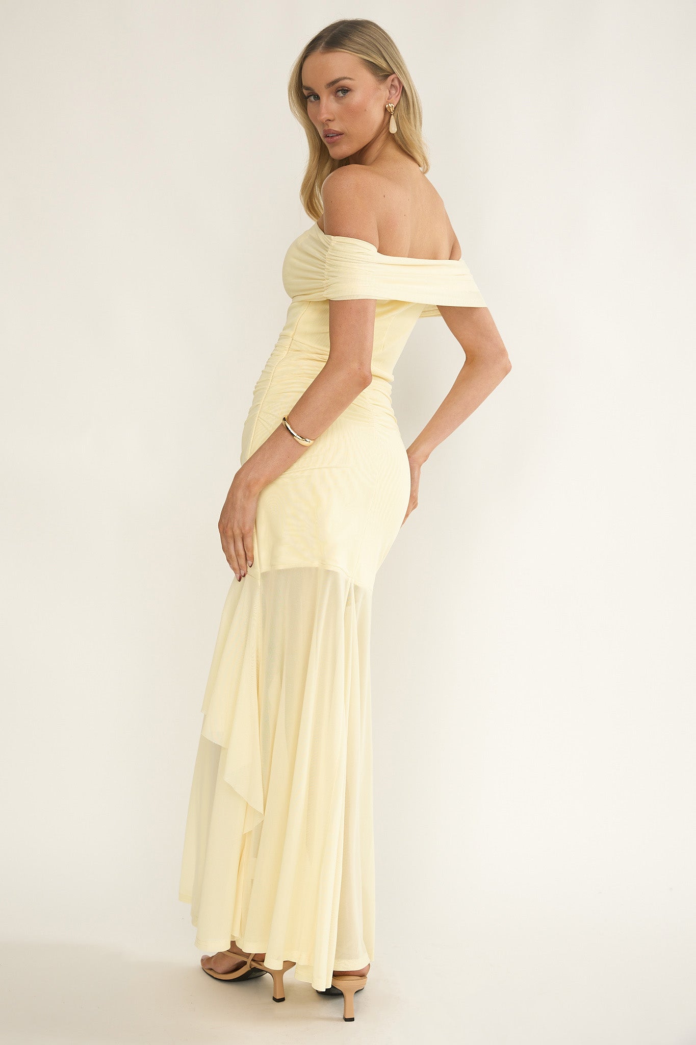 Kiarna Off-Shoulder Mesh Maxi Dress Butter-Maymioy