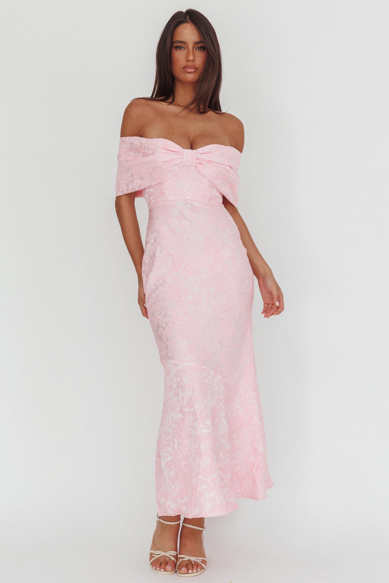 Fairytales Off-Shoulder Jacquard Maxi Dress Pink-Maymioy