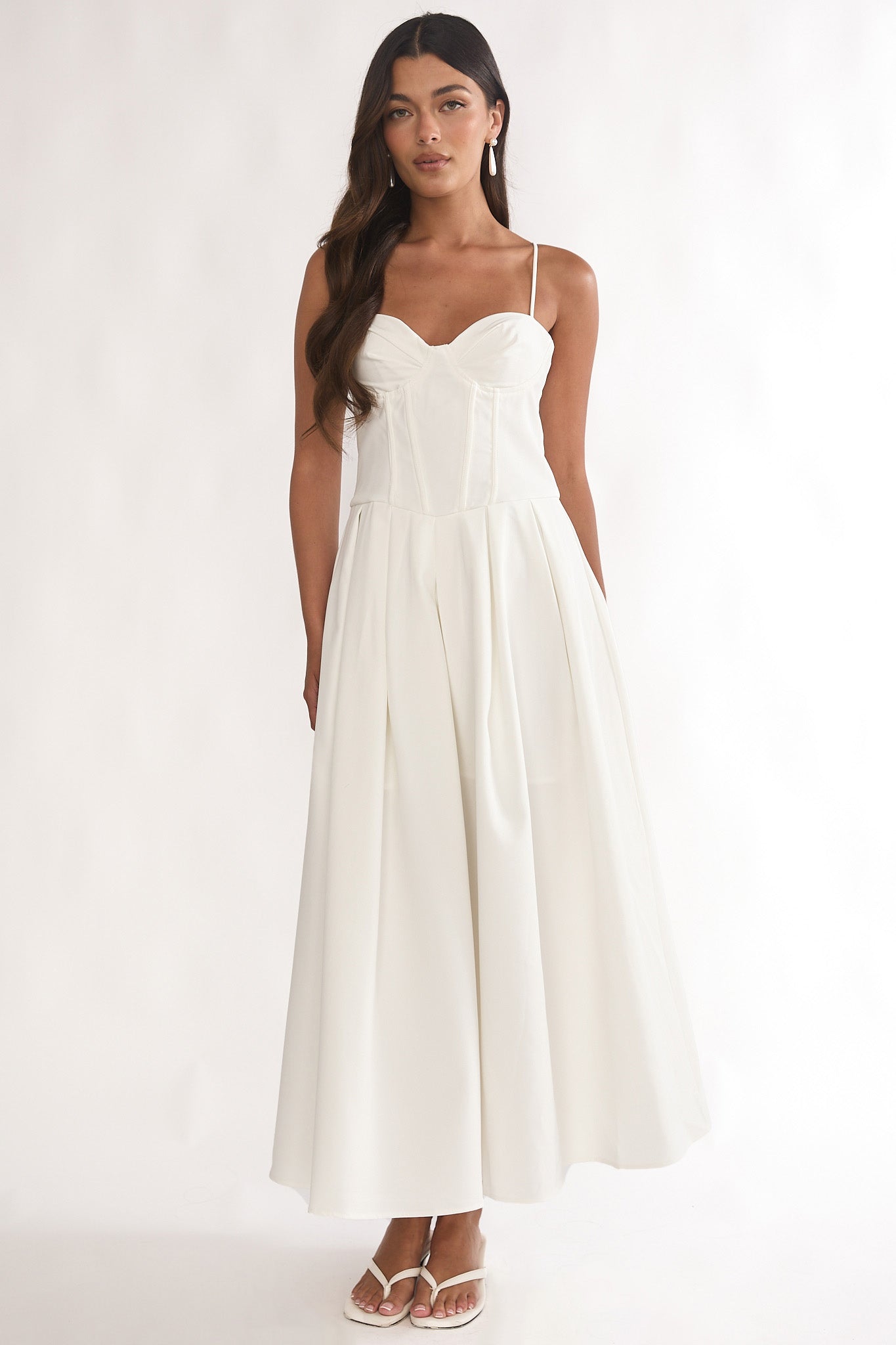 Kearsy Box Pleat Sweetheart Neckline Midi Dress White-Maymioy