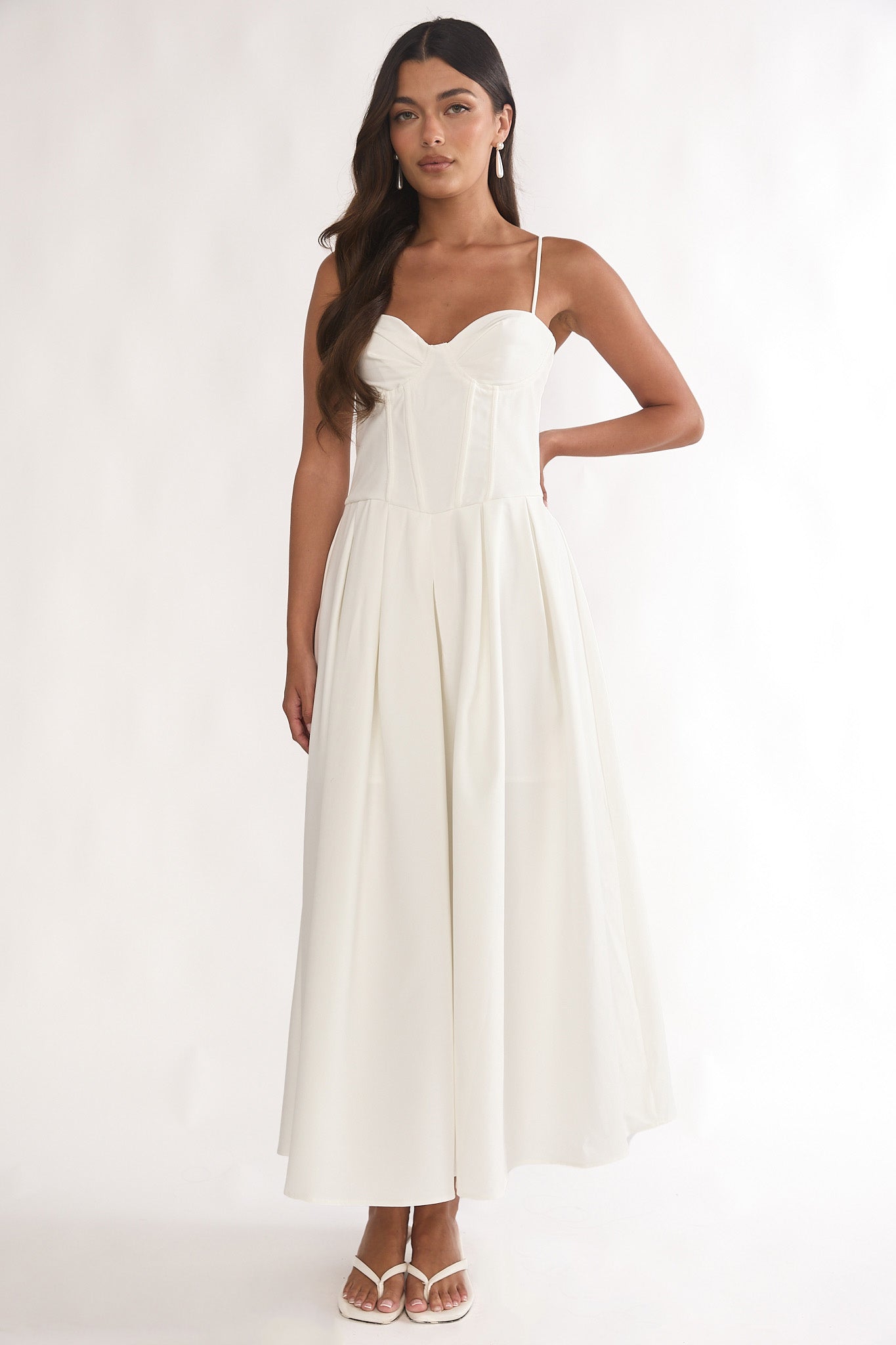 Kearsy Box Pleat Sweetheart Neckline Midi Dress White-Maymioy