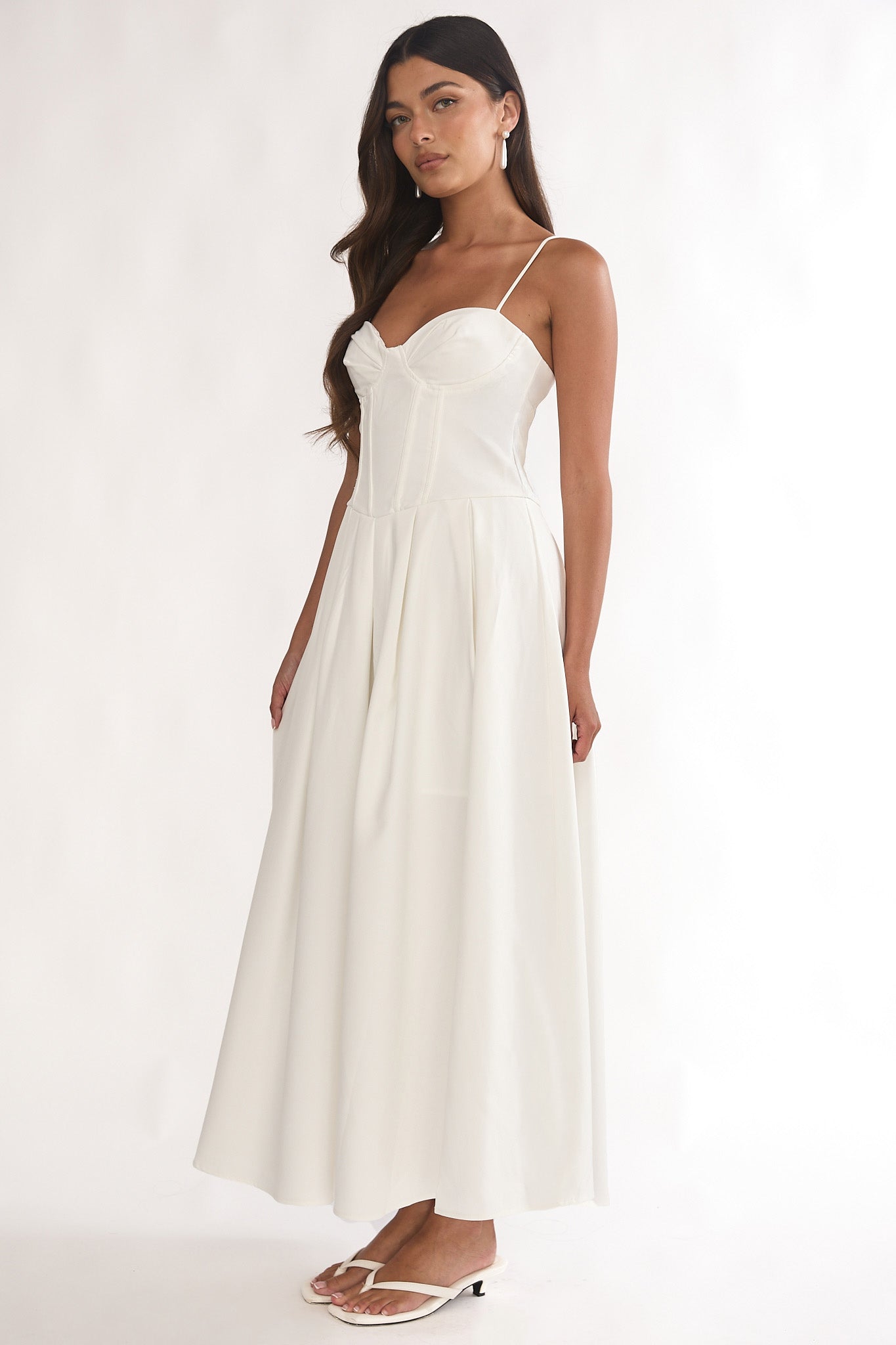 Kearsy Box Pleat Sweetheart Neckline Midi Dress White-Maymioy