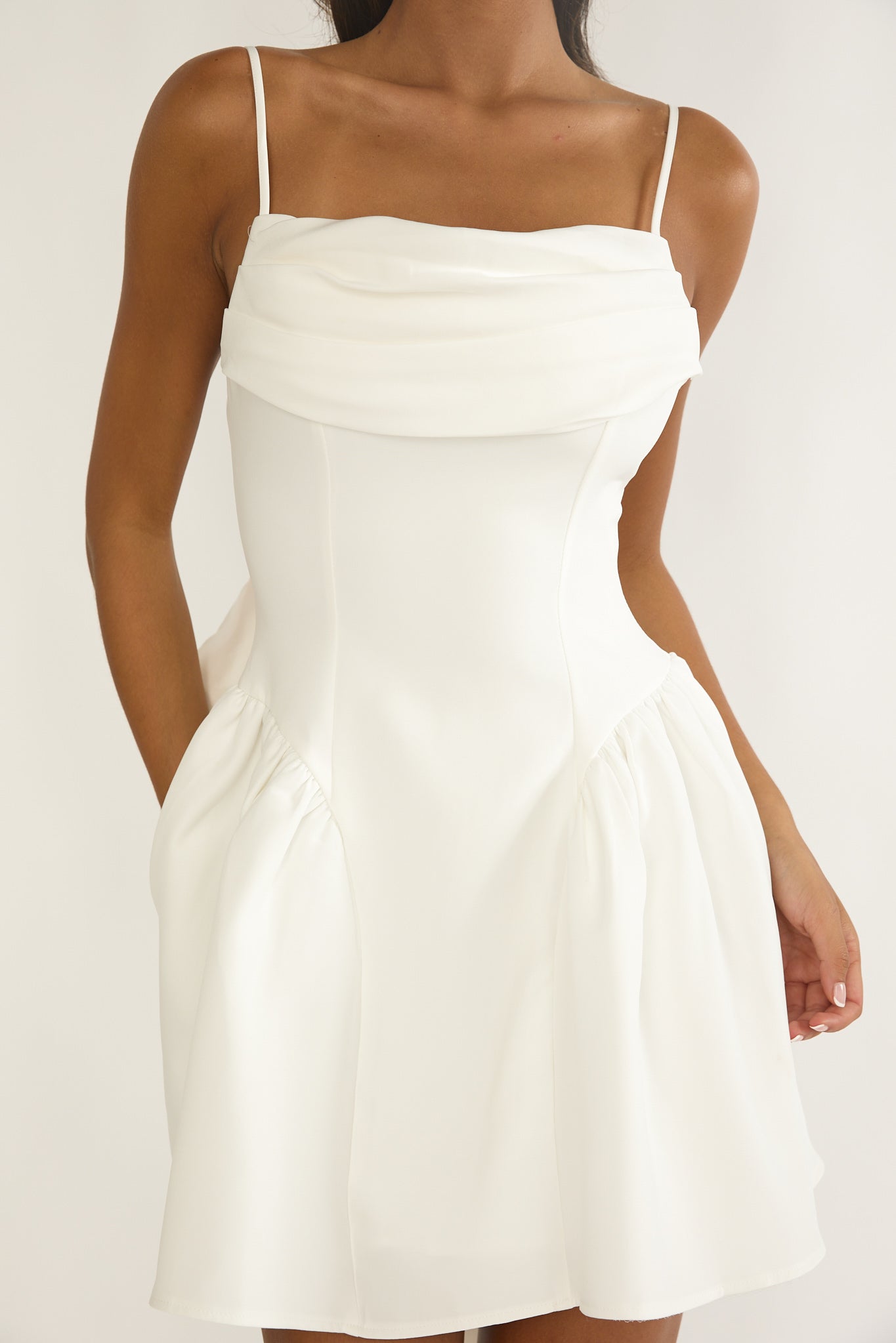 Wilder Oversized Back Bow Mini Dress White-Maymioy