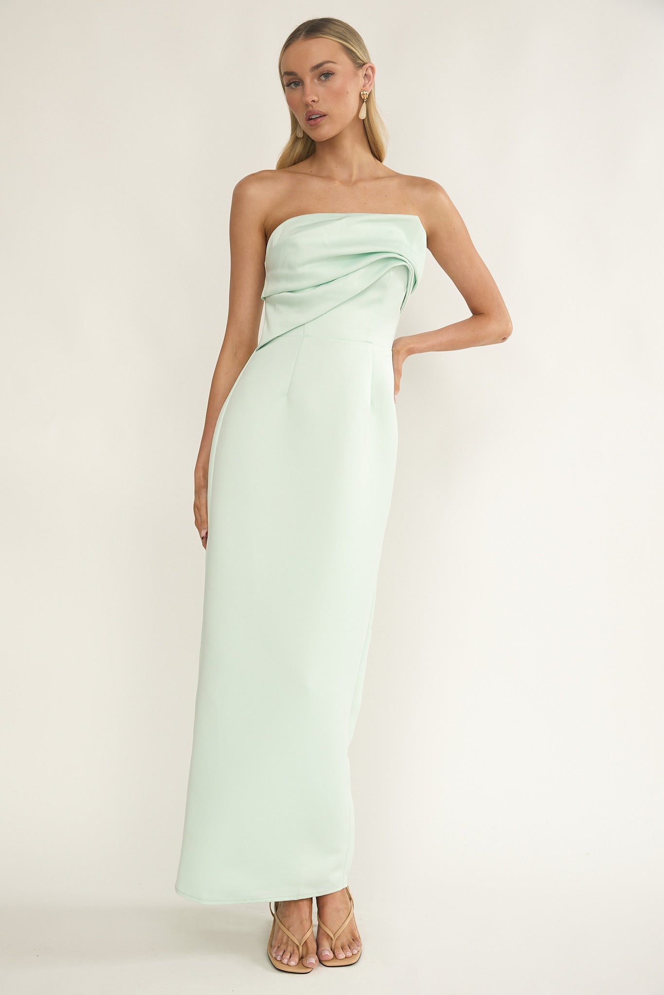 Fleur Sky Strapless Pleat Bust Maxi Dress Mint-Maymioy