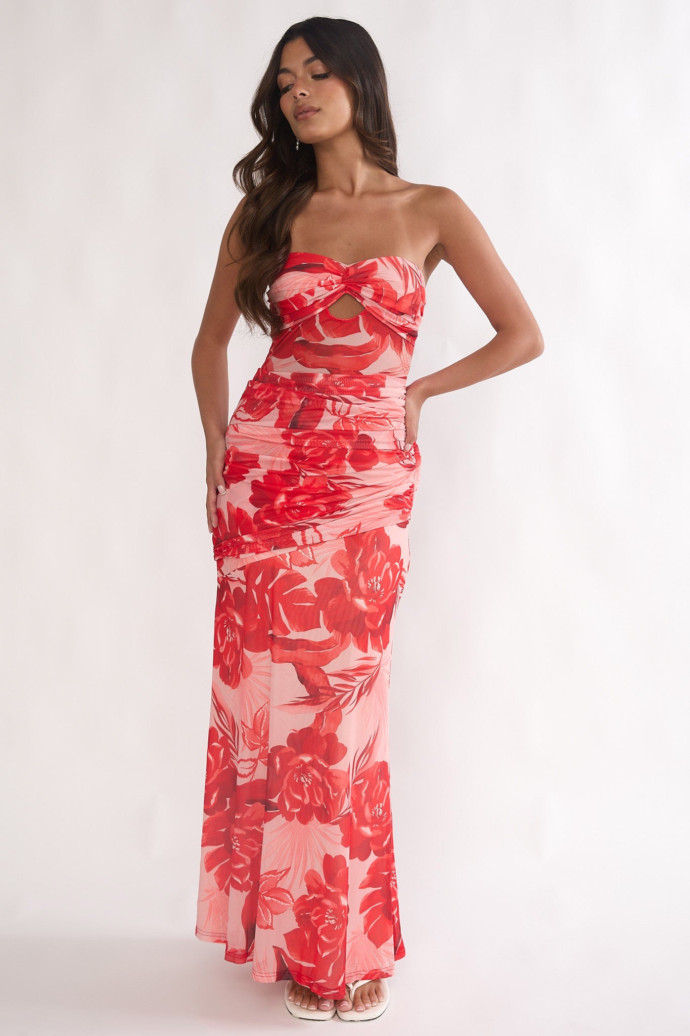 Kallira Strapless Ruched Maxi Dress Floral Red-Maymioy