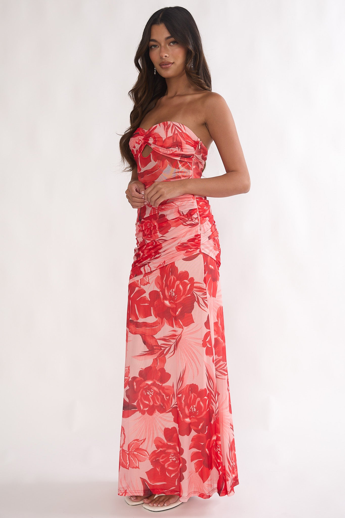 Kallira Strapless Ruched Maxi Dress Floral Red-Maymioy
