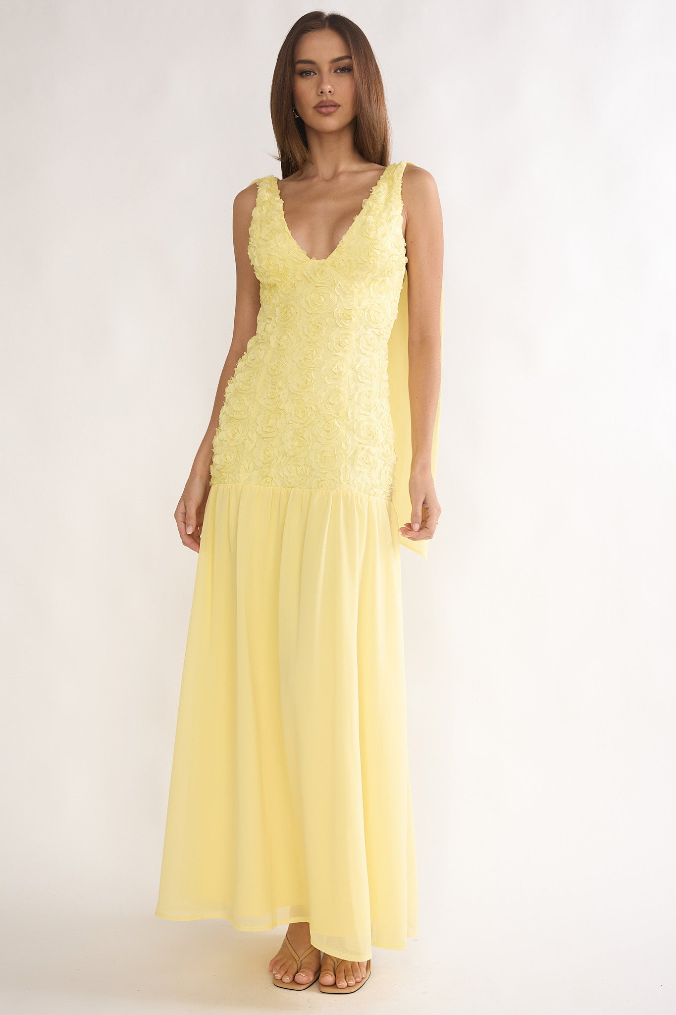 Marcellia Tied Back Maxi Dress Embellished Yellow-Maymioy