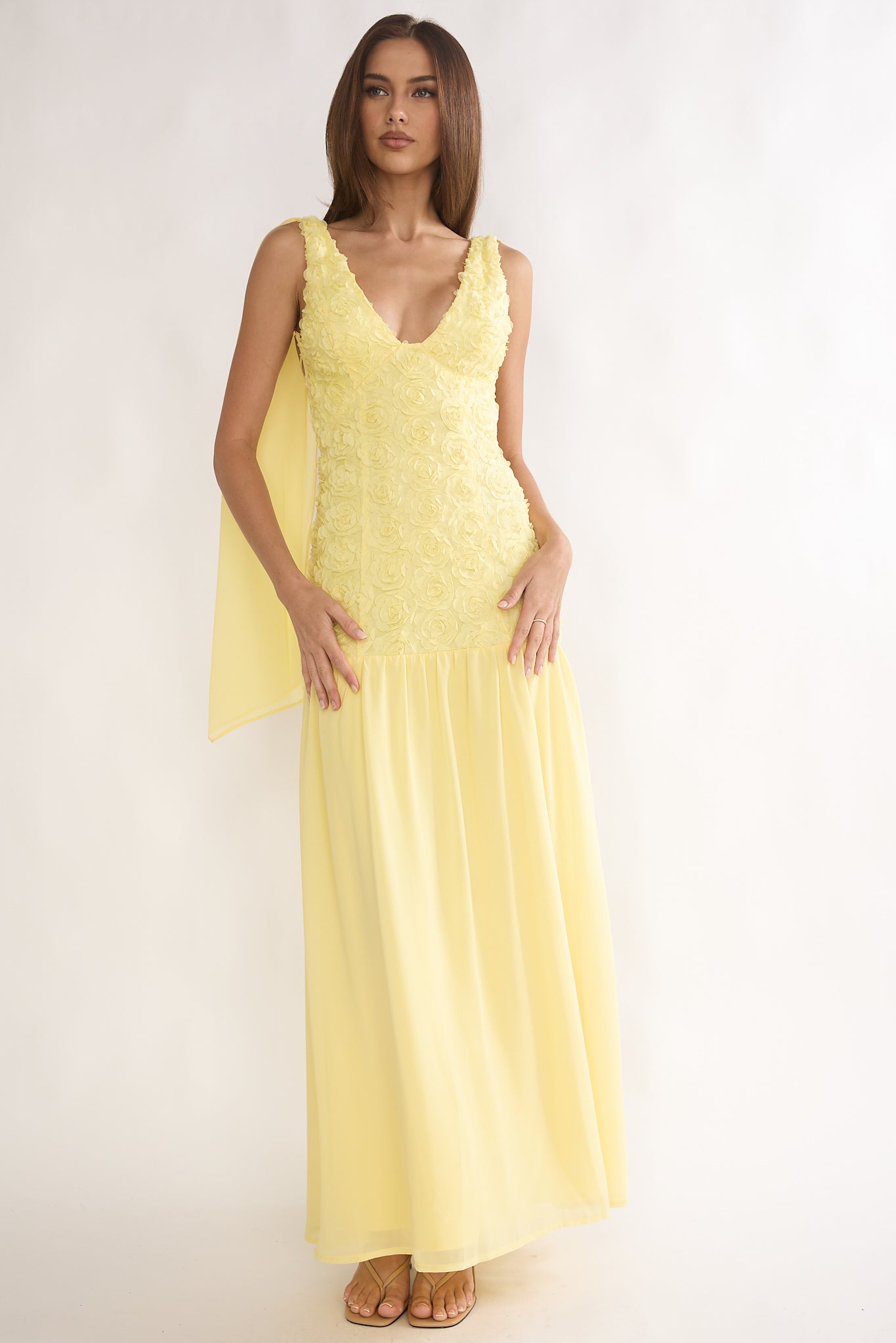 Marcellia Tied Back Maxi Dress Embellished Yellow-Maymioy