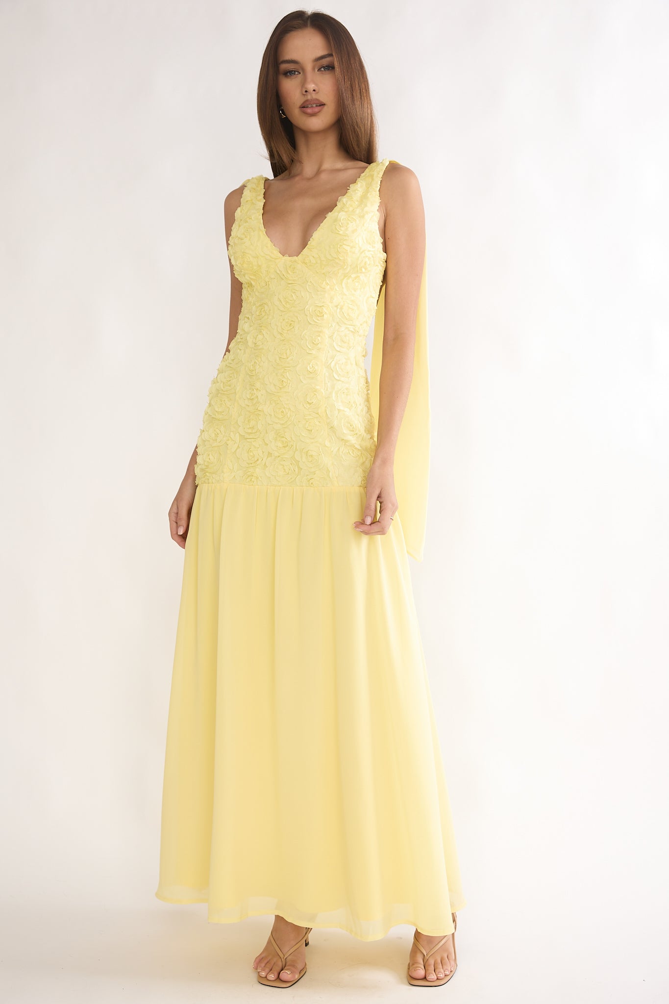 Marcellia Tied Back Maxi Dress Embellished Yellow-Maymioy
