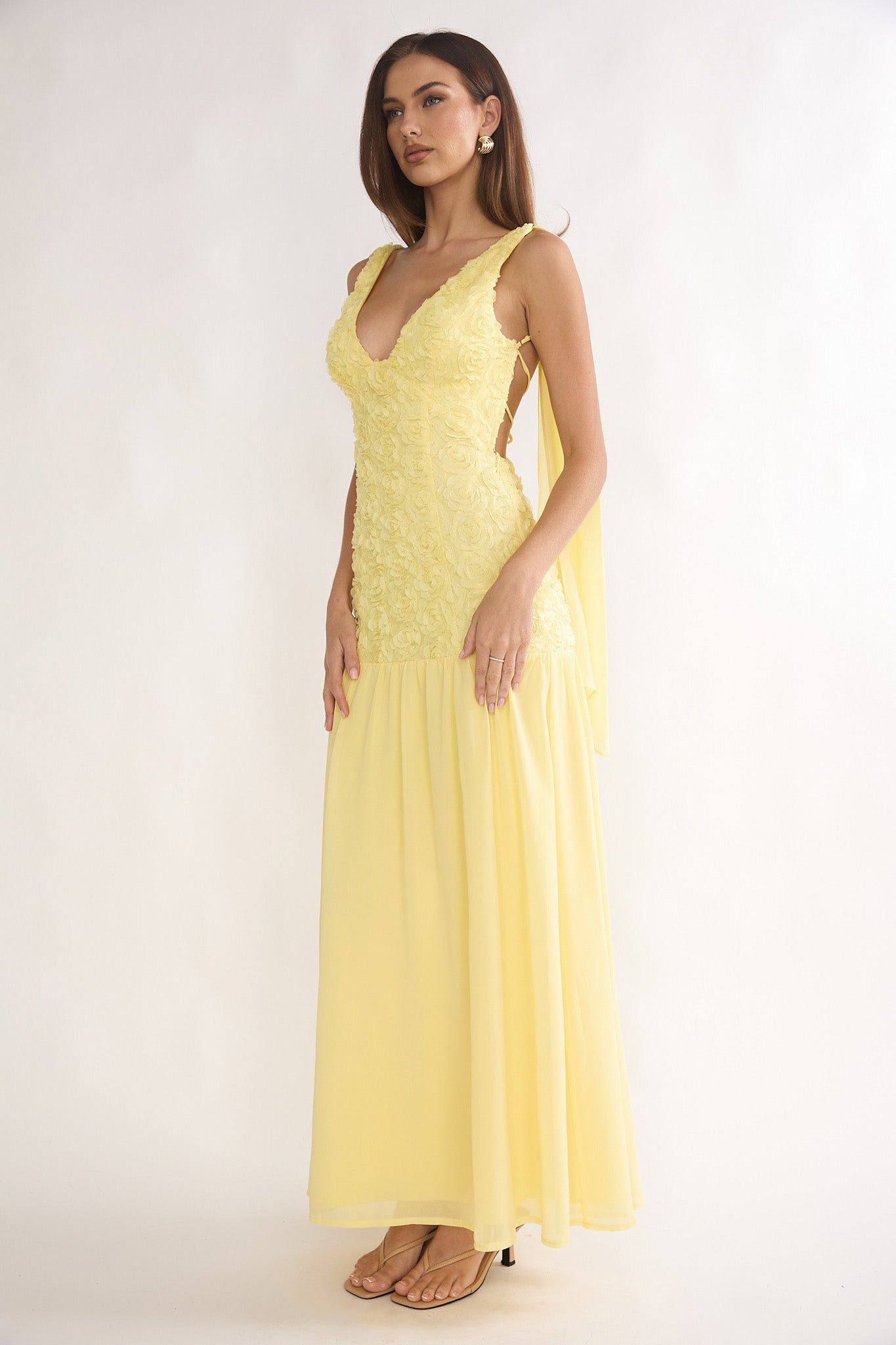 Marcellia Tied Back Maxi Dress Embellished Yellow-Maymioy