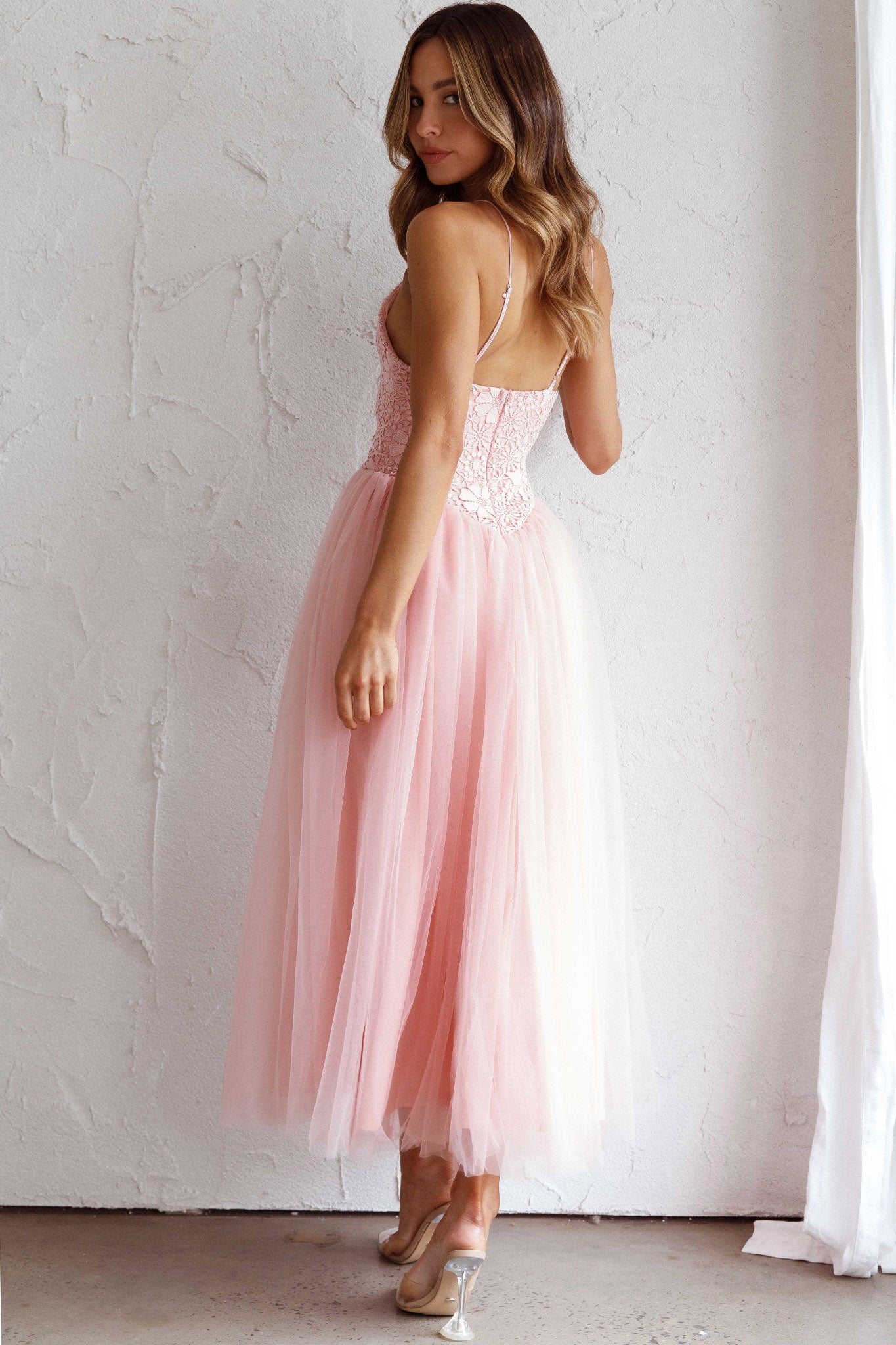 Novoli Floral Embroidery Midi Dress Blush-Maymioy