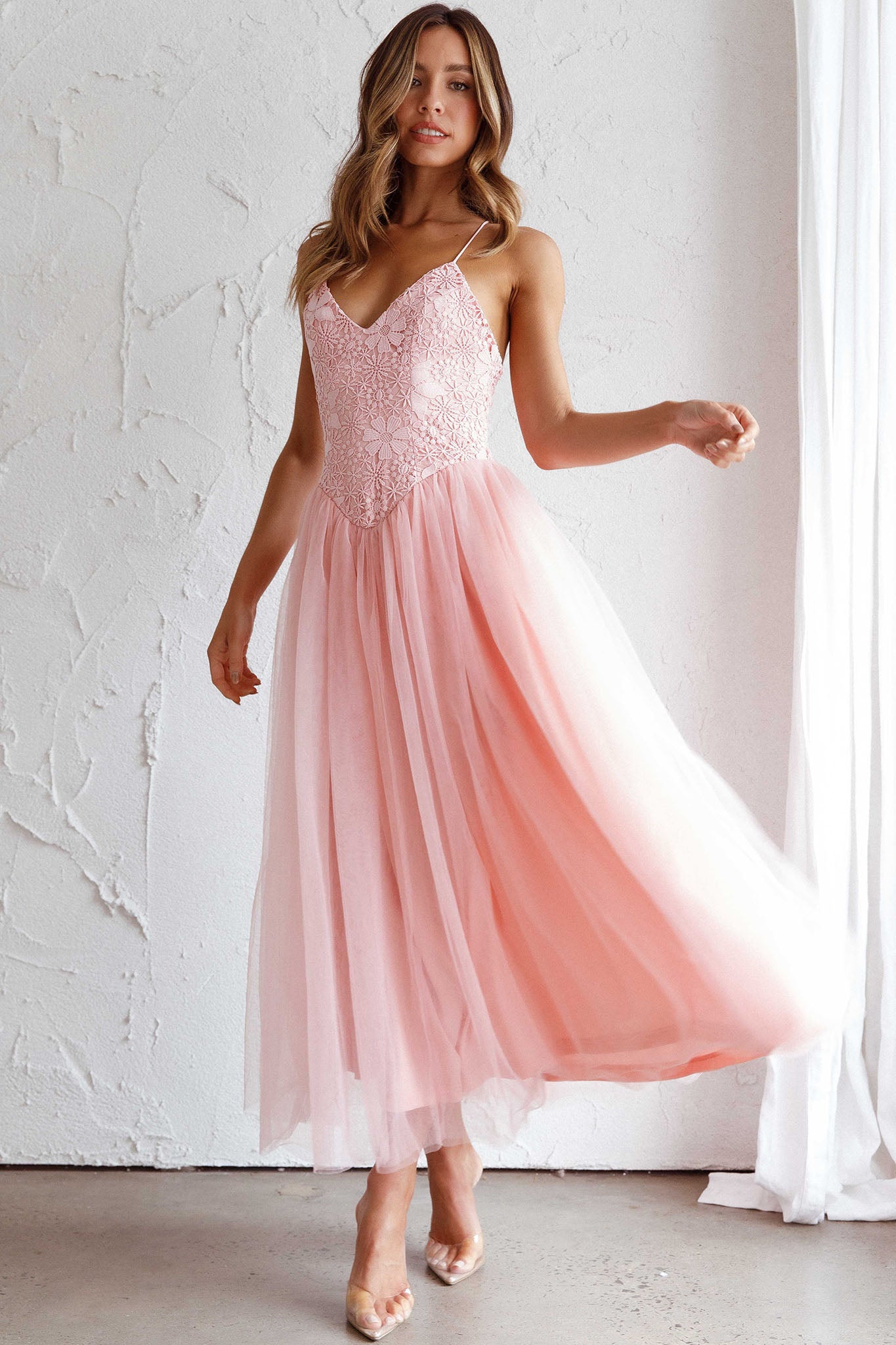 Novoli Floral Embroidery Midi Dress Blush-Maymioy