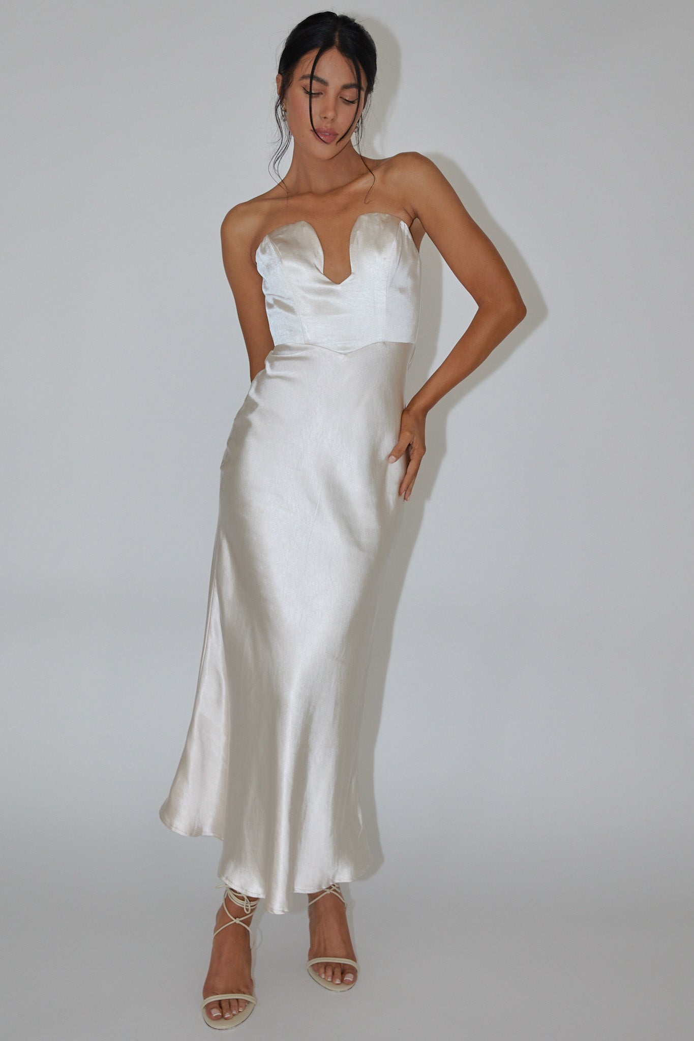 Encore Strapless Satin Maxi Dress Champagne-Maymioy