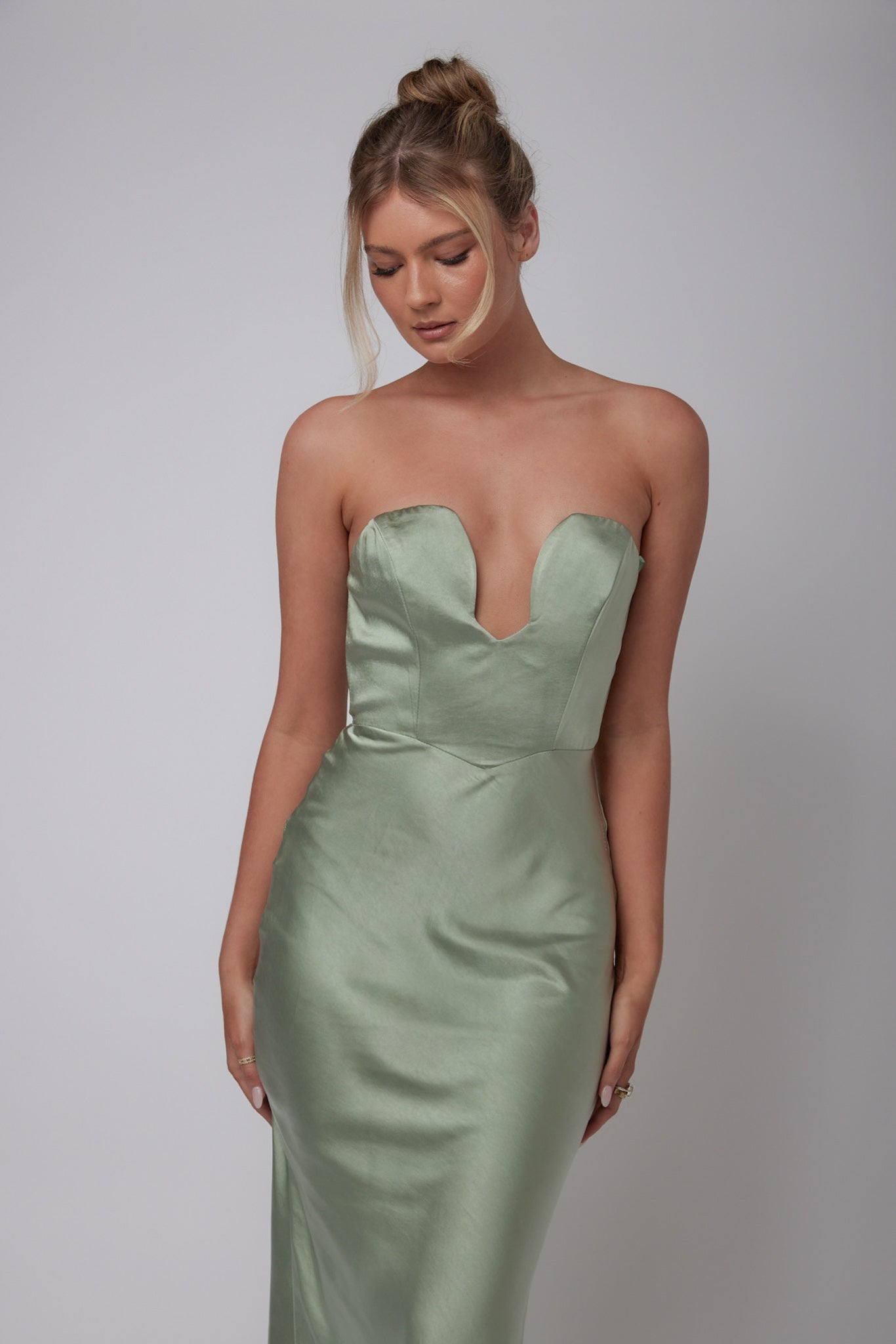 Encore Strapless Satin Maxi Dress Olive-Maymioy