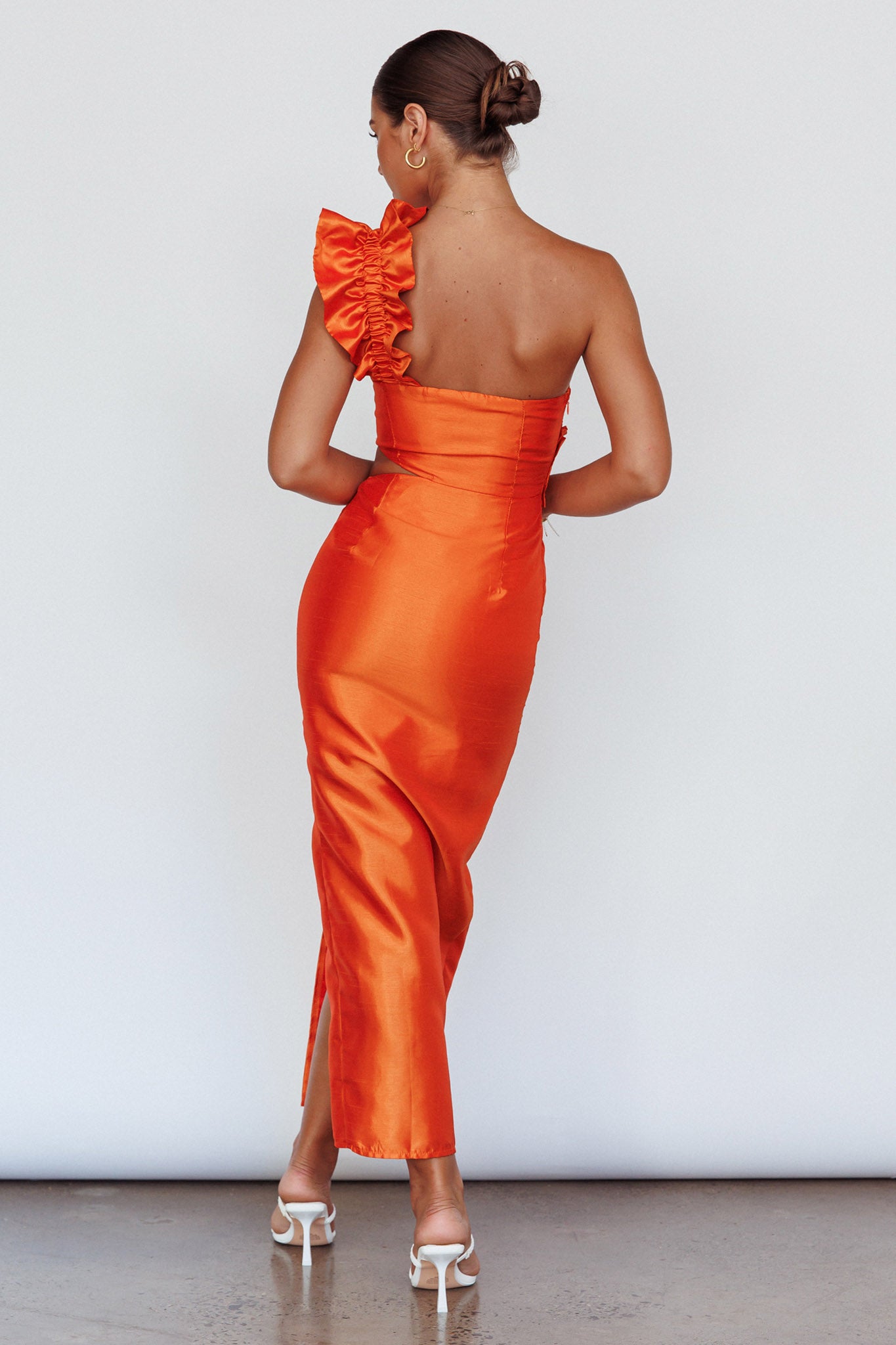 NY Moment Wide Ruffle Shoulder Dress Orange-Maymioy